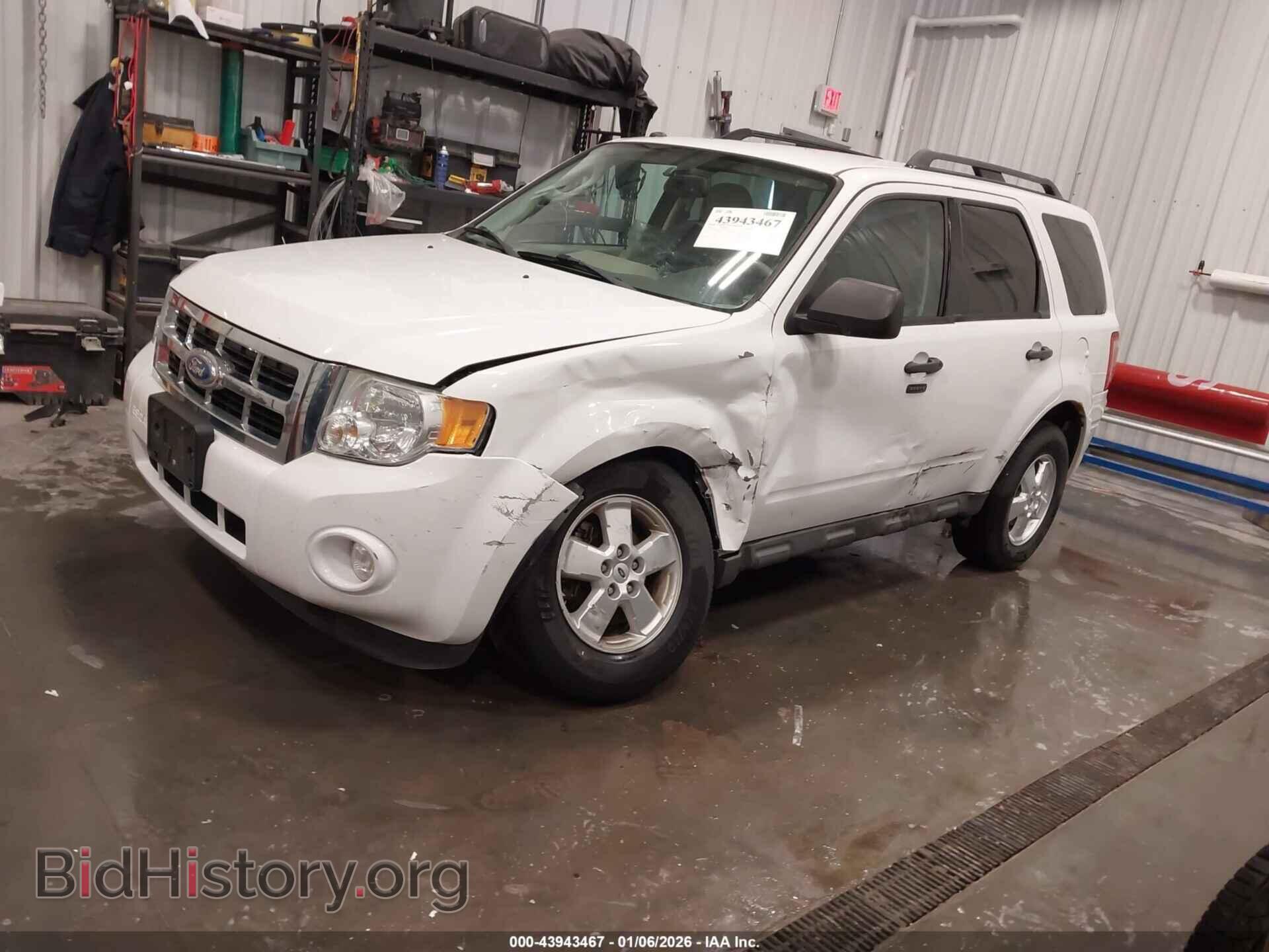 2011 FORD ESCAPE - VIN: 1FMCU9D75BKC38393 - Фото 2