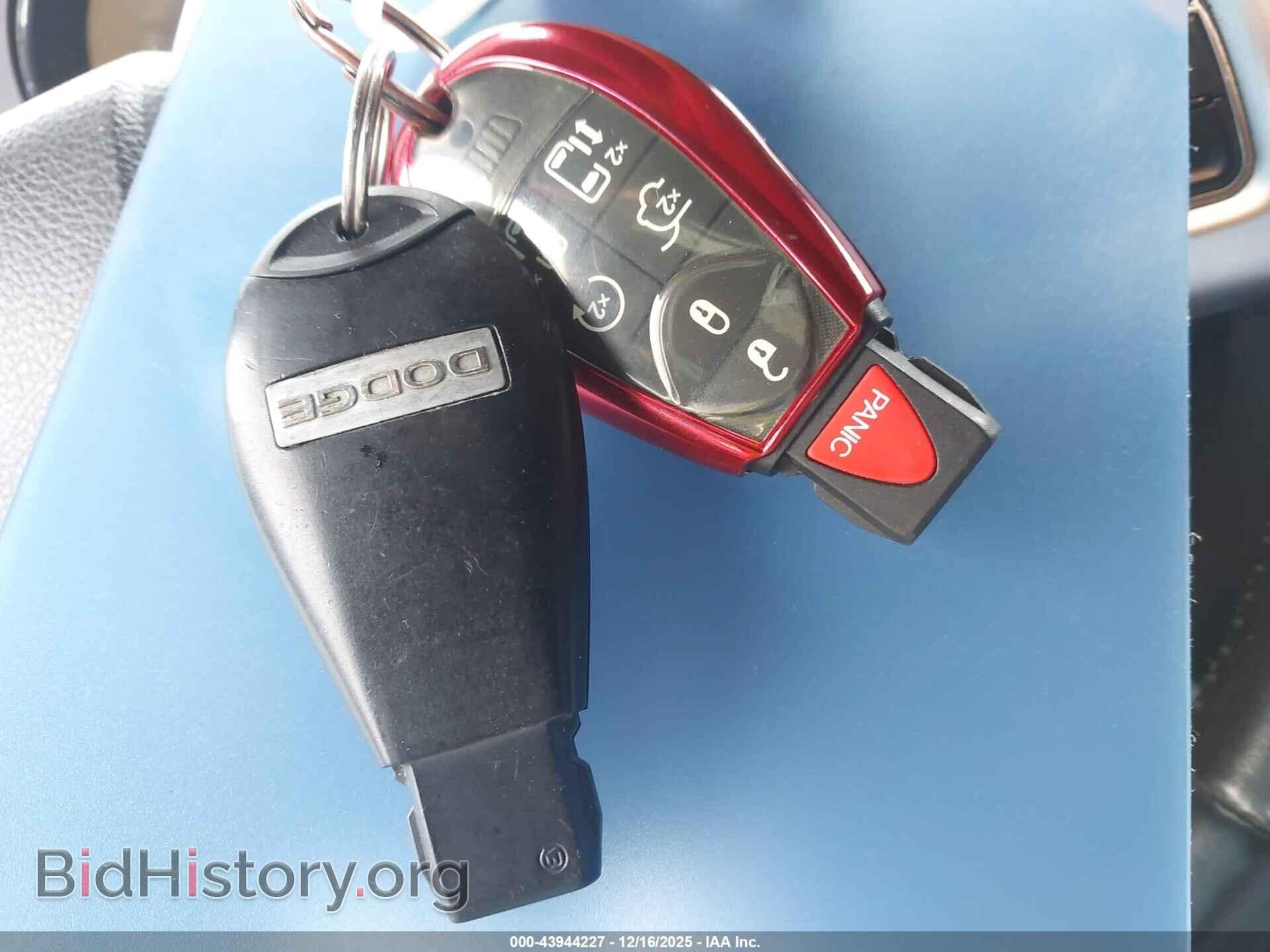 2012 DODGE CHALLENGER - VIN: 2C3CDYBT3CH189206 - Фото 11