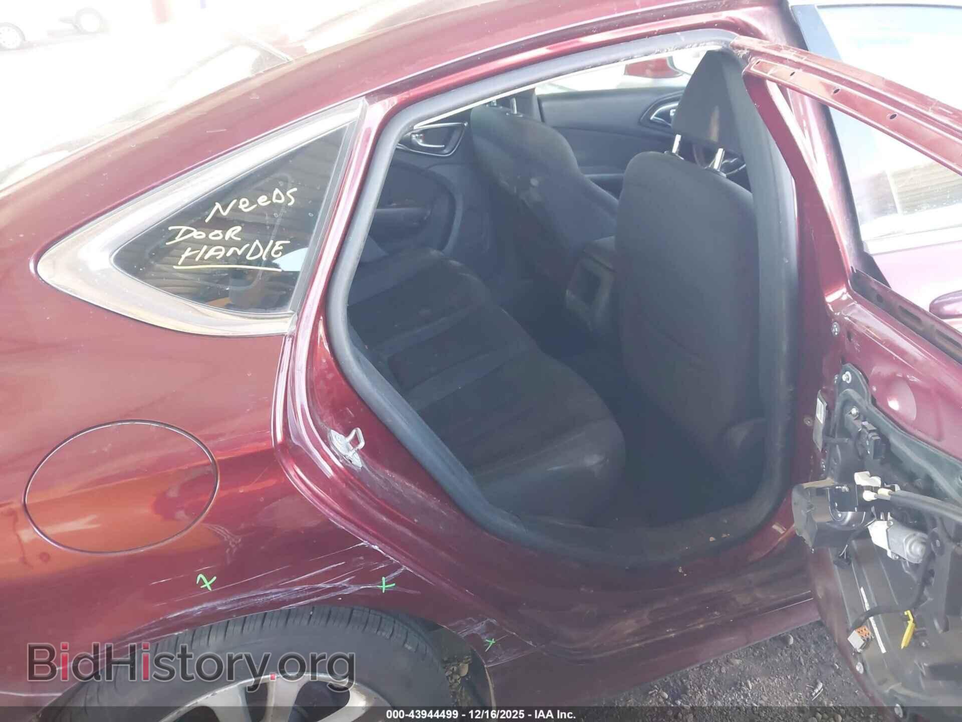 2016 CHRYSLER 200 - VIN: 1C3CCCFB3GN188982 - Фото 8