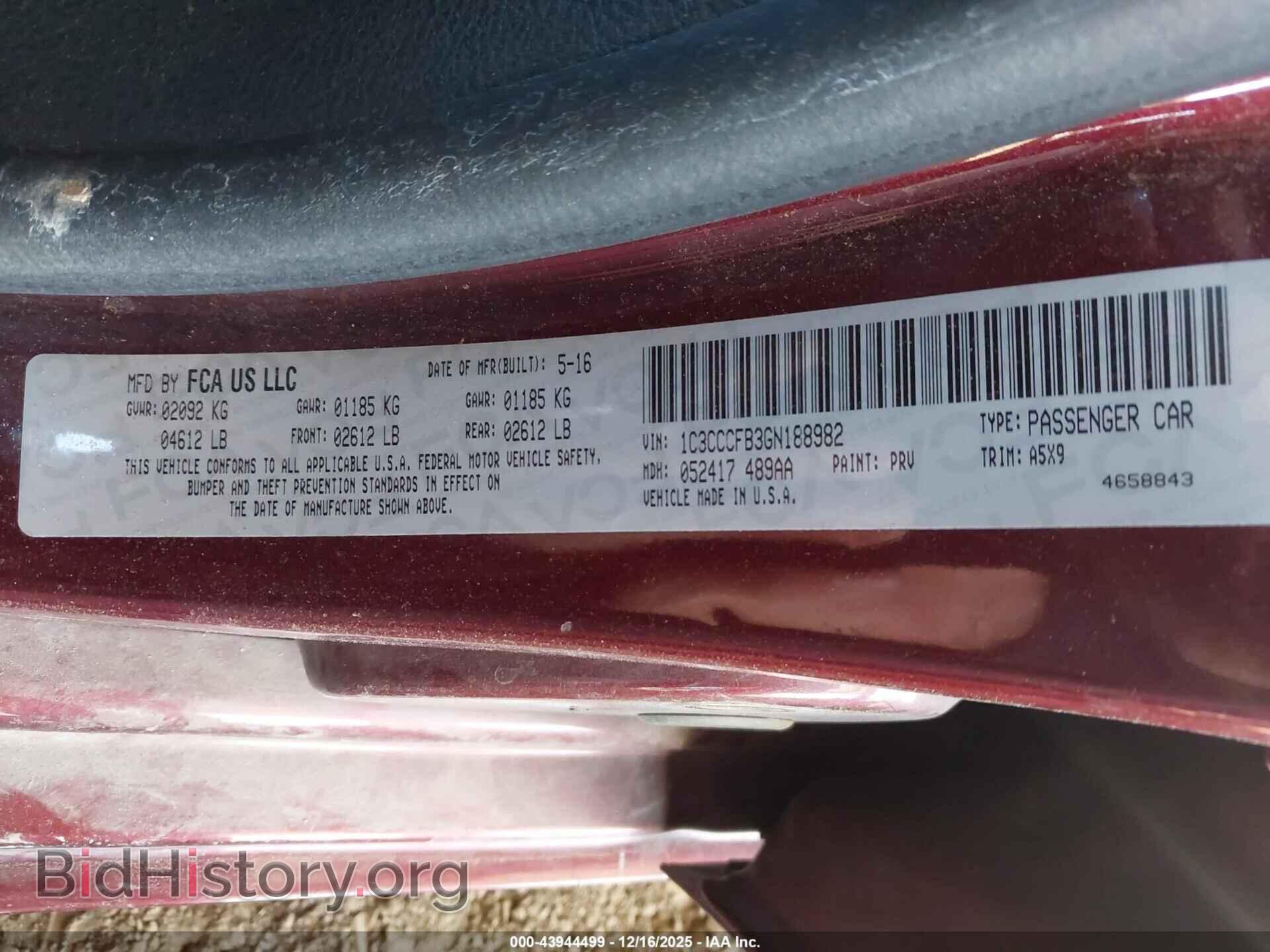 2016 CHRYSLER 200 - VIN: 1C3CCCFB3GN188982 - Фото 9