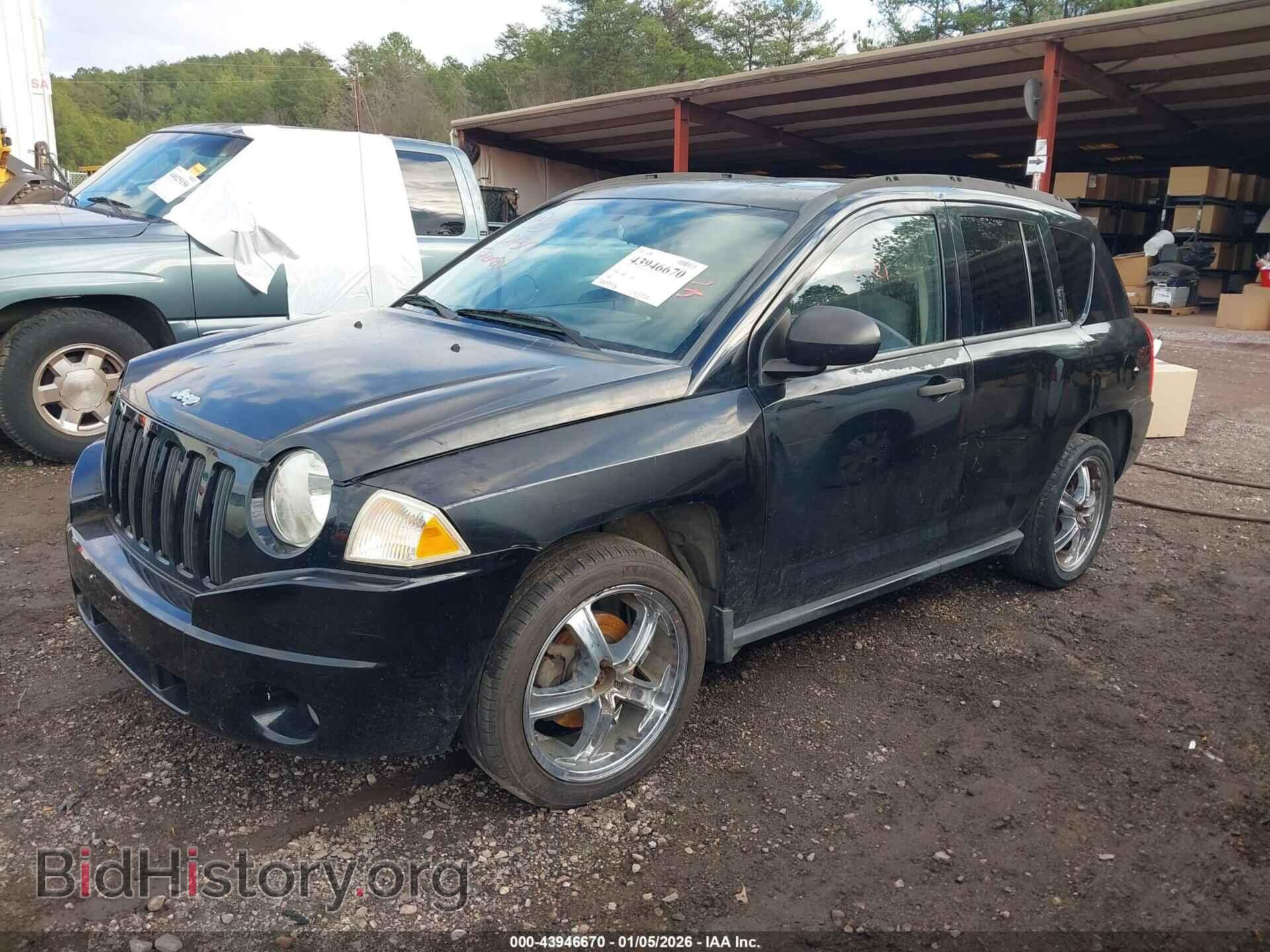 2007 JEEP COMPASS - VIN: 1J8FT47W27D124317 - Фото 2