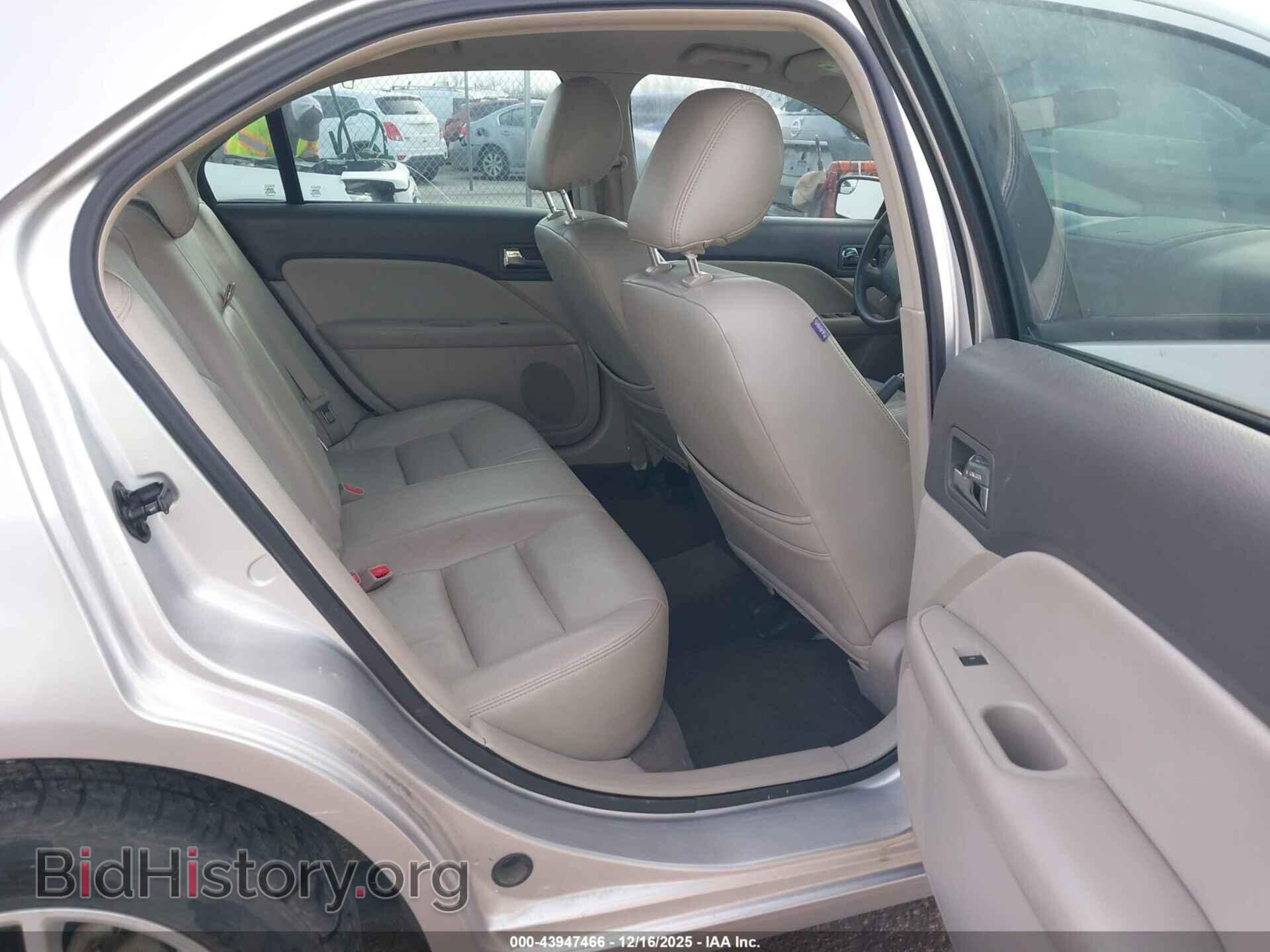 2011 FORD FUSION - VIN: 3FAHP0GA2BR334911 - Фото 8