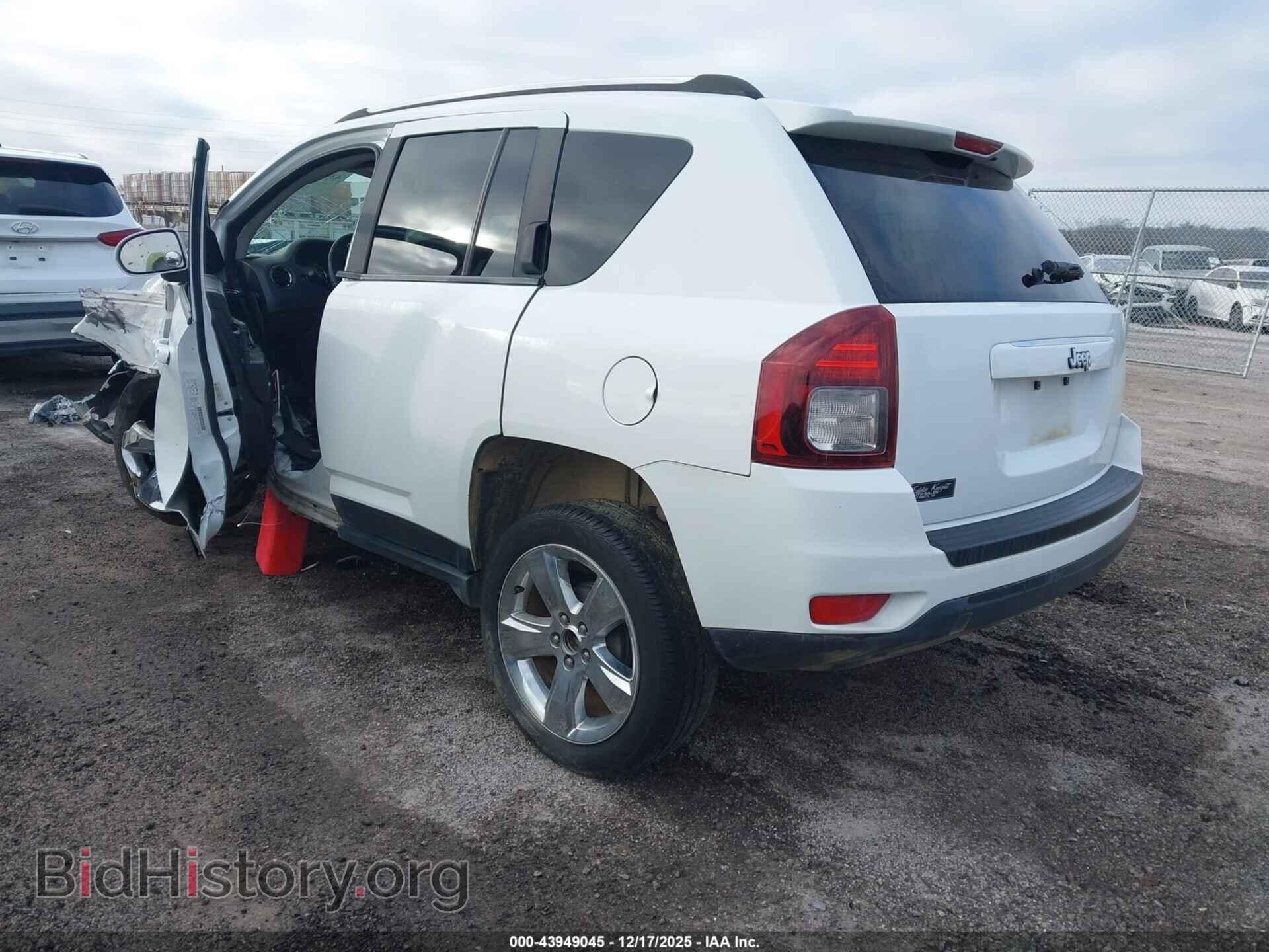 2014 JEEP COMPASS - VIN: 1C4NJCEA3ED648020 - Фото 3