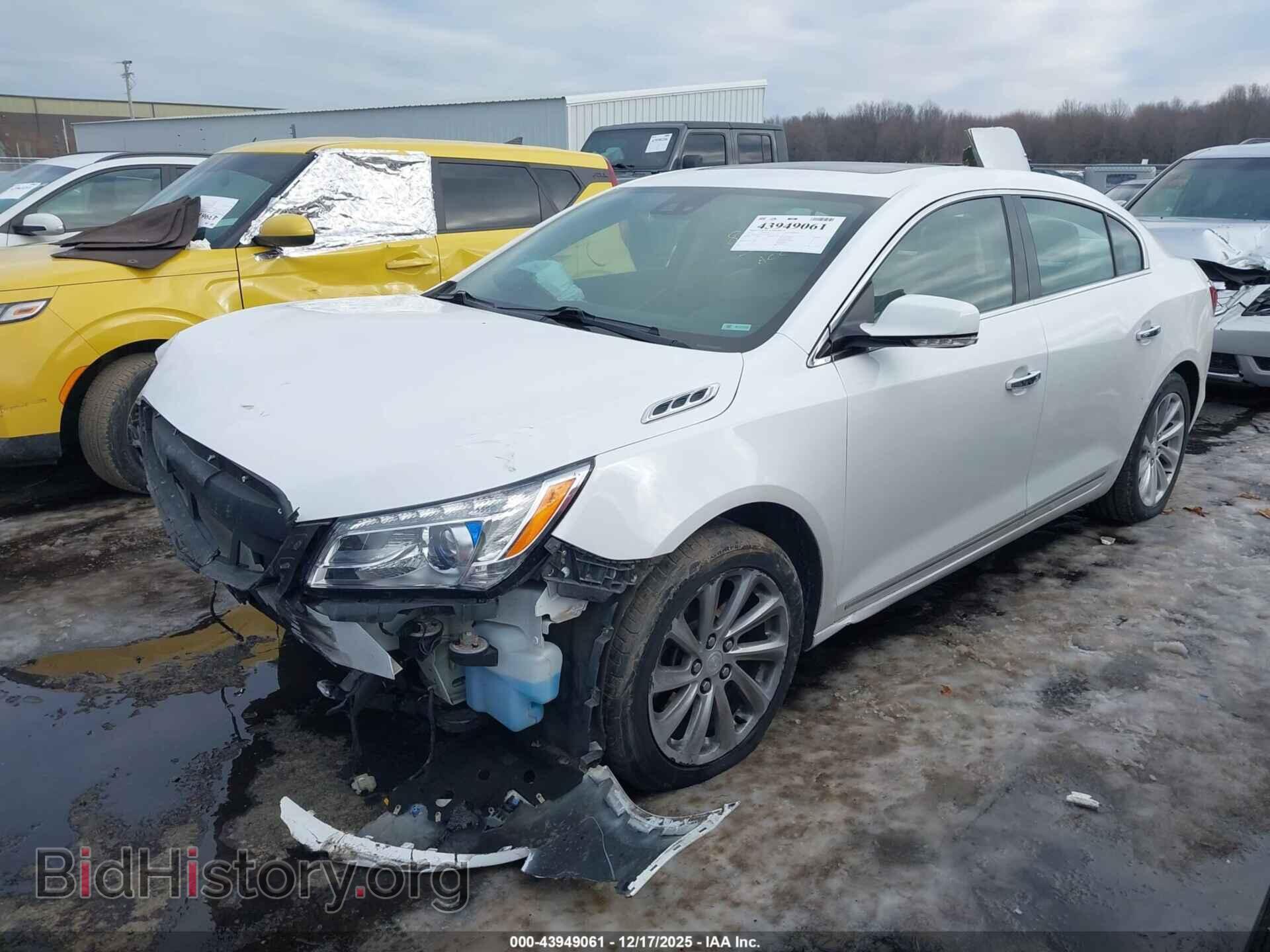 2016 BUICK LACROSSE - VIN: 1G4GB5G34GF219603 - Фото 2