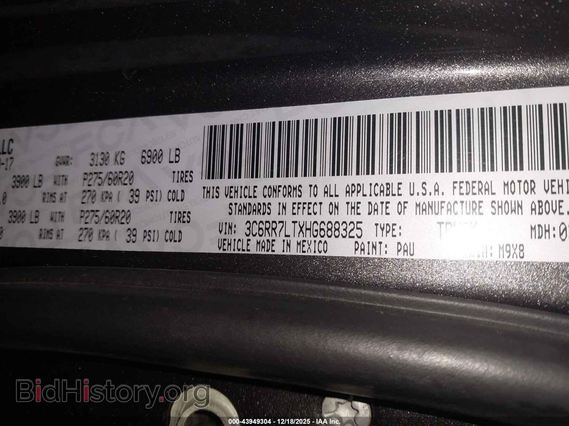 2017 RAM 1500 - VIN: 3C6RR7LTXHG688325 - Фото 9