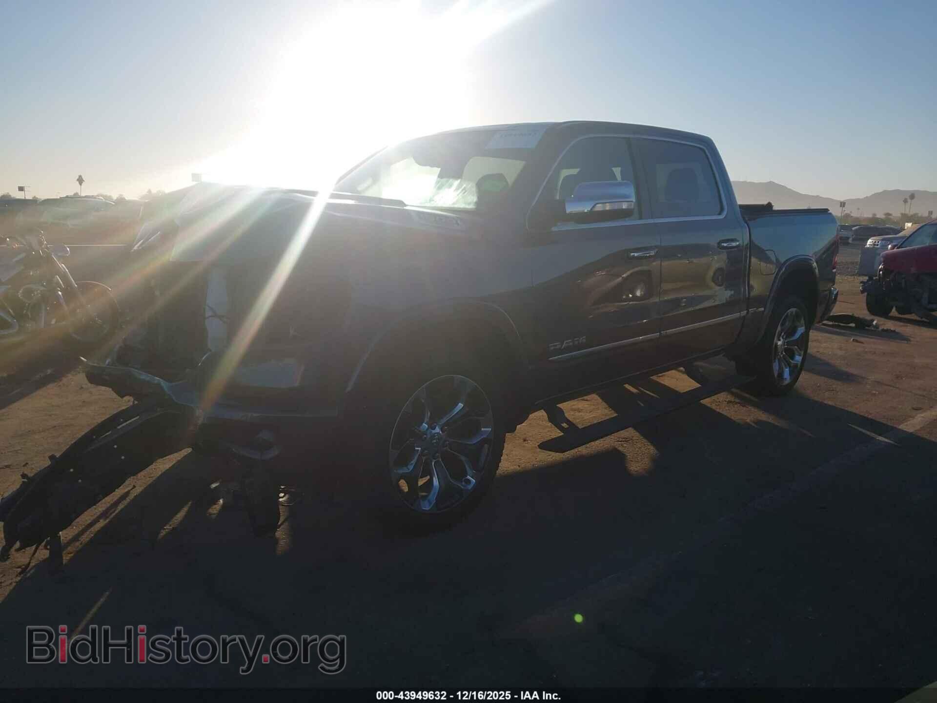 2020 RAM 1500 - VIN: 1C6SRFHT0LN358195 - Фото 2