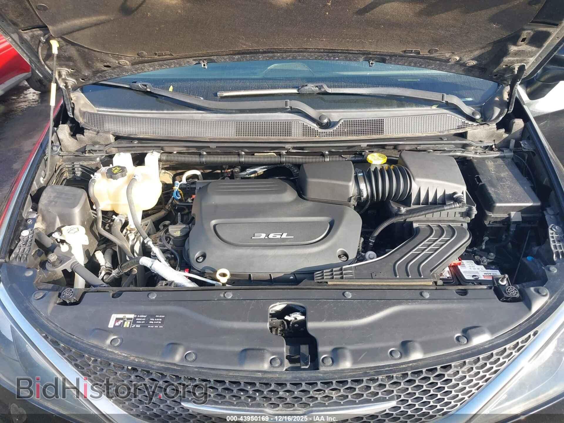 2017 CHRYSLER PACIFICA - VIN: 2C4RC1CG0HR735303 - Фото 10