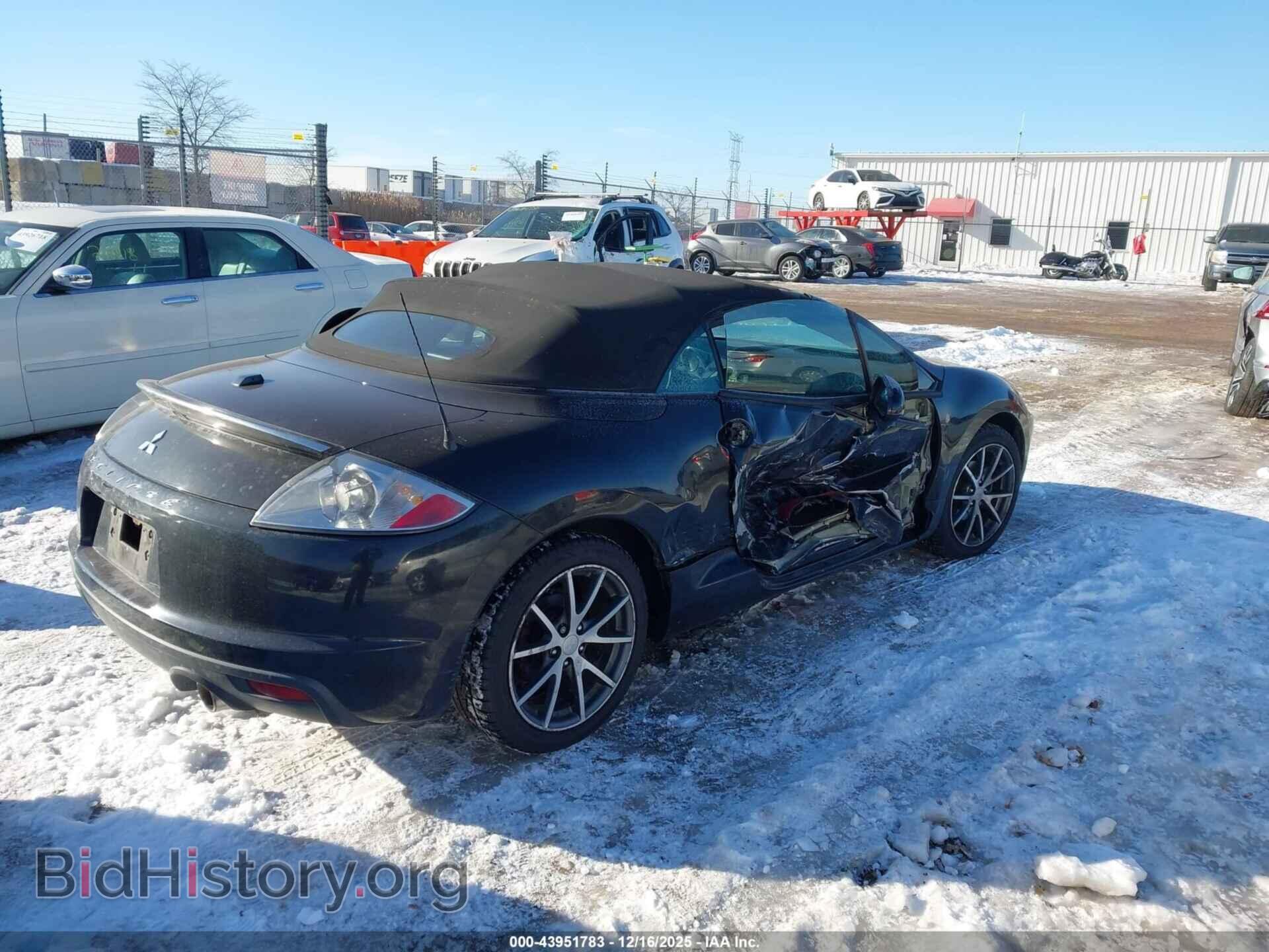 2011 MITSUBISHI ECLIPSE SPYDER - VIN: 4A37L5EFXBE004124 - Фото 4