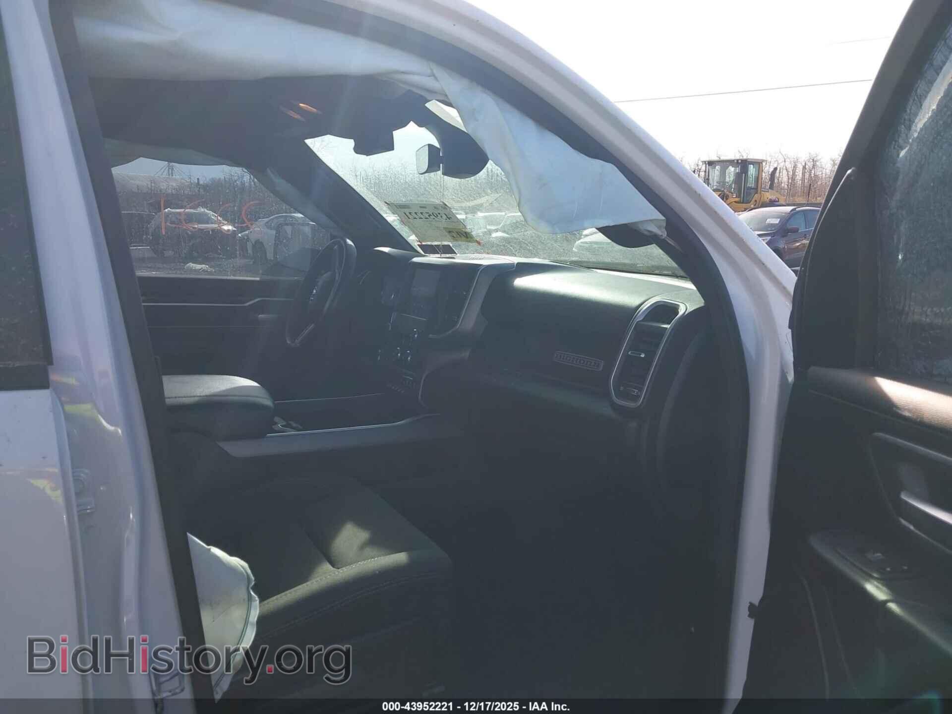 2020 RAM 1500 - VIN: 1C6SRFFT6LN207459 - Фото 5