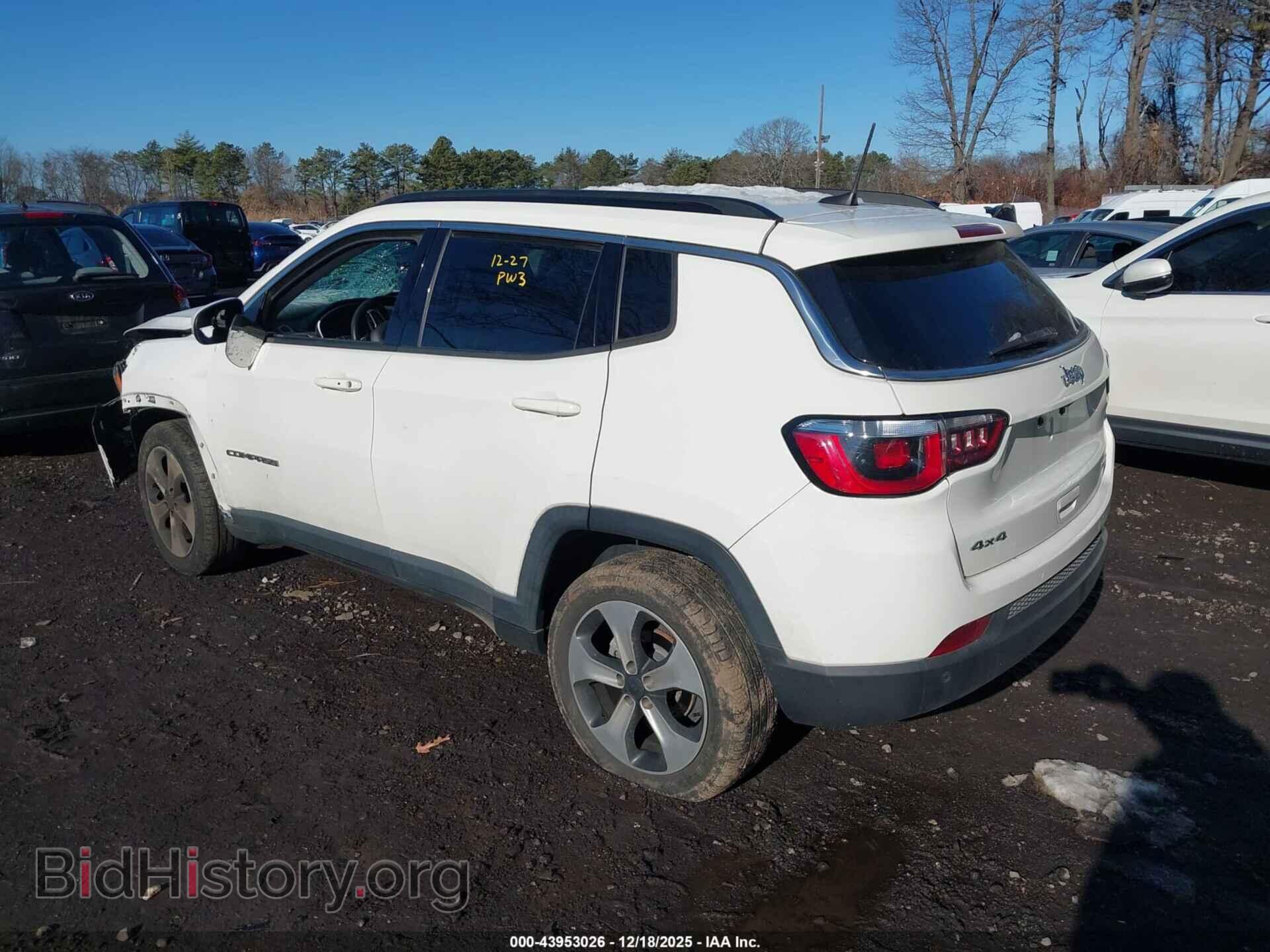 2018 JEEP COMPASS - VIN: 3C4NJDBB2JT238574 - Фото 3