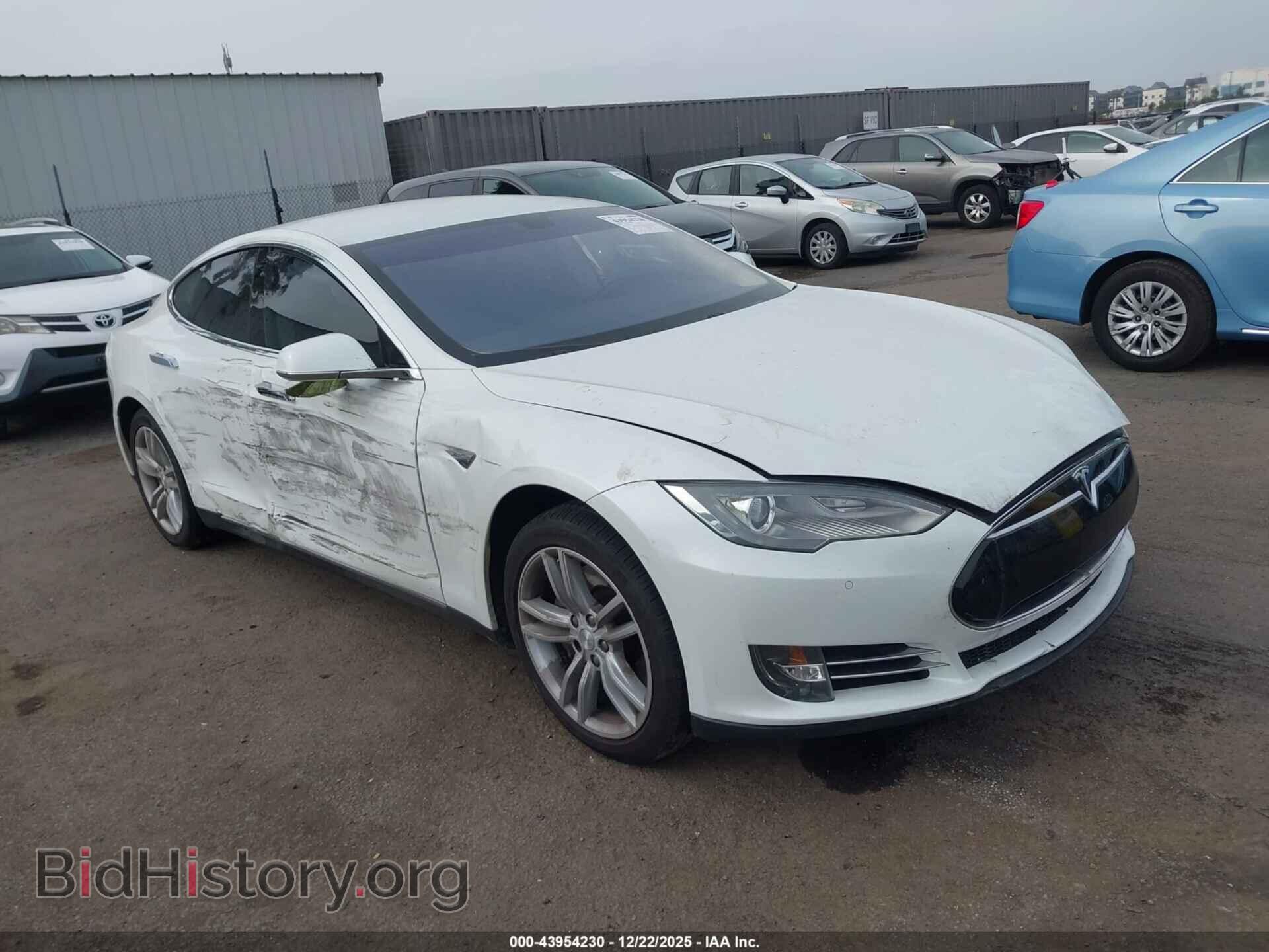 Фотография 5YJSA1CNXDFP28144 - TESLA MODEL S 2013