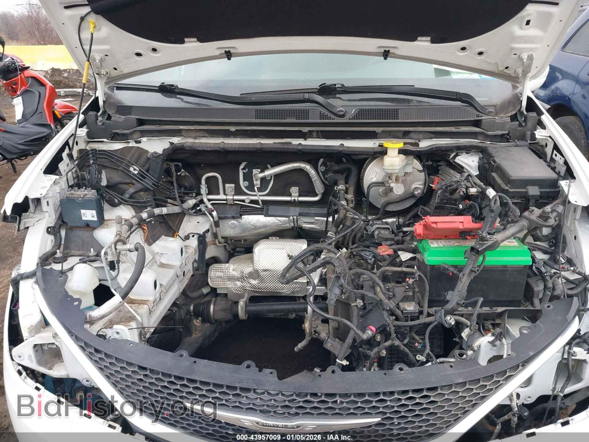 2020 CHRYSLER PACIFICA - VIN: 2C4RC1BG6LR110933 - Фото 10