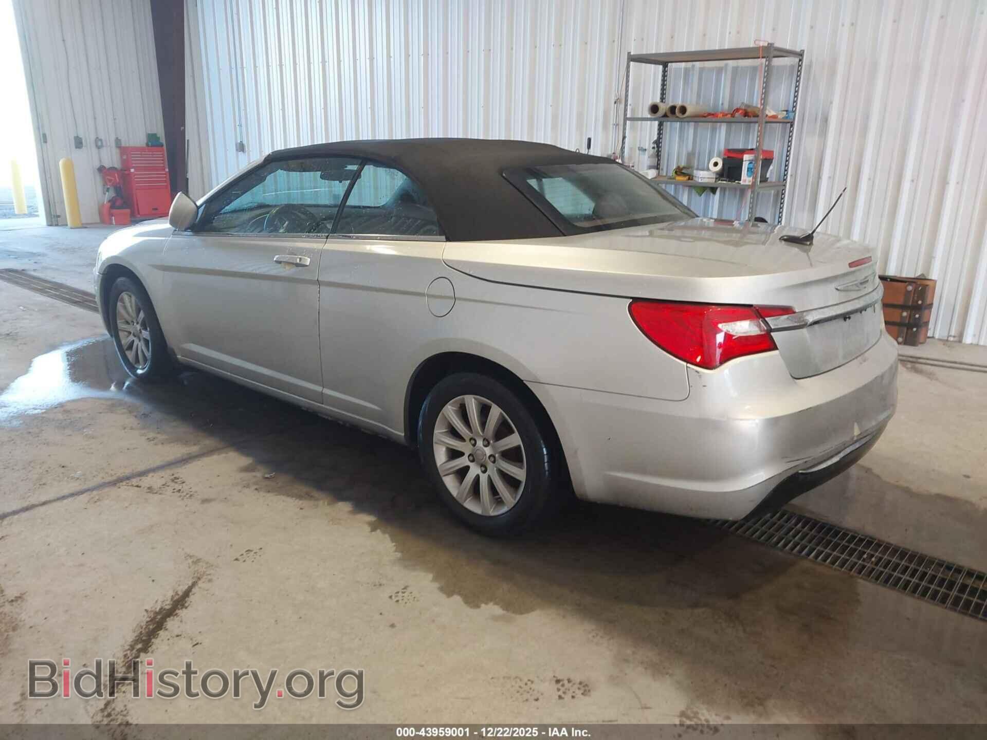 2012 CHRYSLER 200 - VIN: 1C3BCBEB8CN215708 - Фото 3