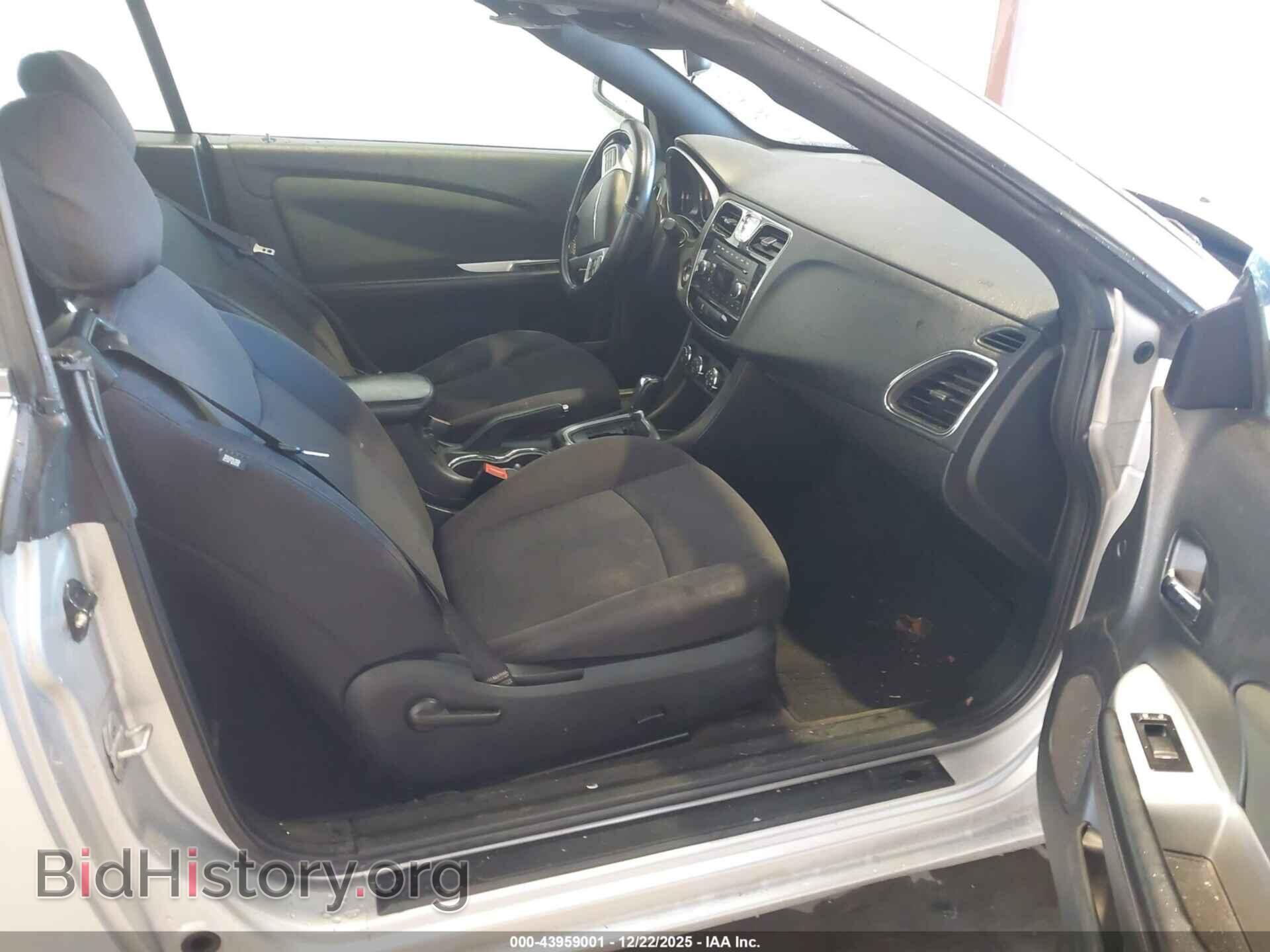 2012 CHRYSLER 200 - VIN: 1C3BCBEB8CN215708 - Фото 5