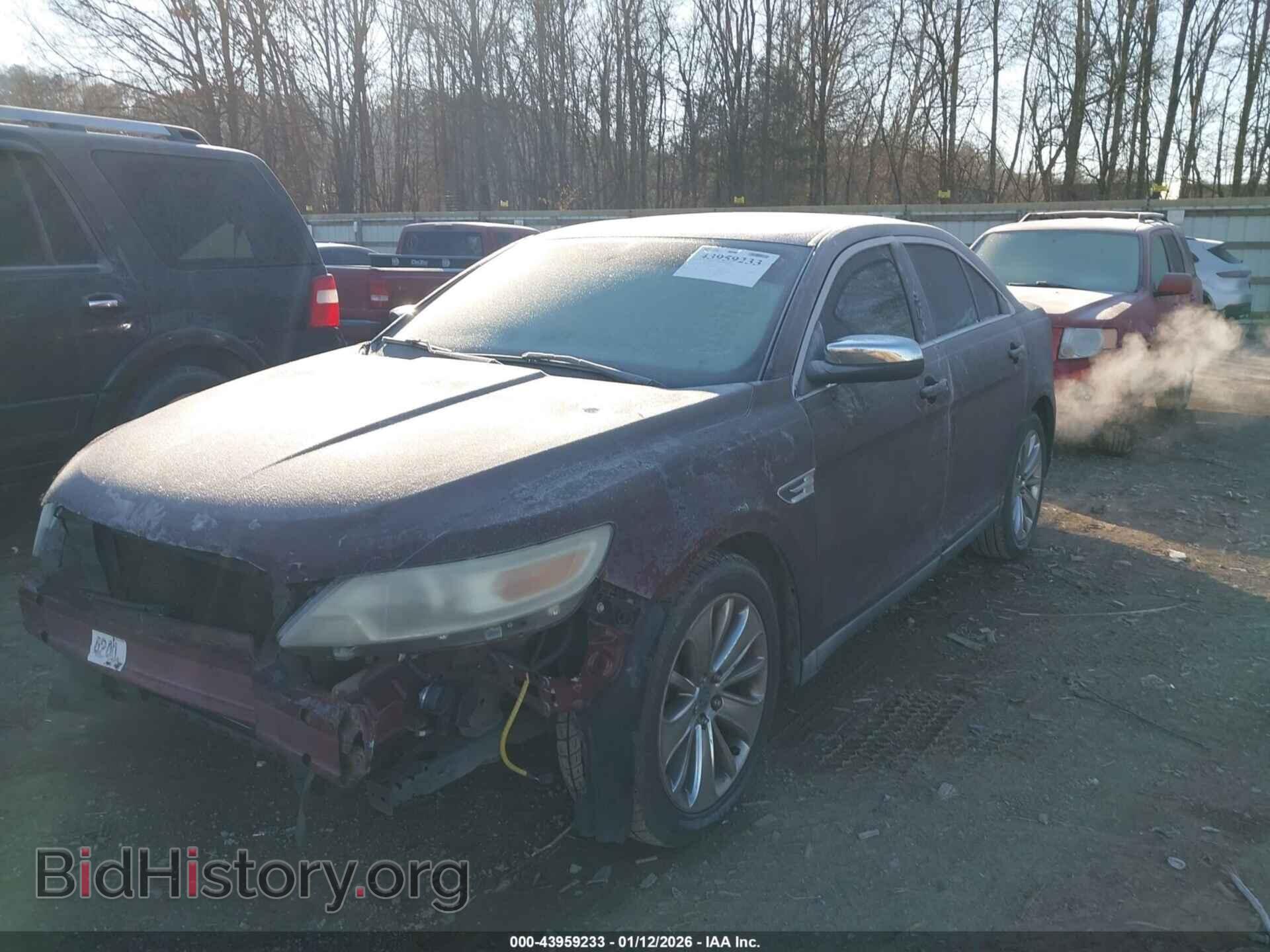 2011 FORD TAURUS - VIN: 1FAHP2JW2BG159390 - Photo 2