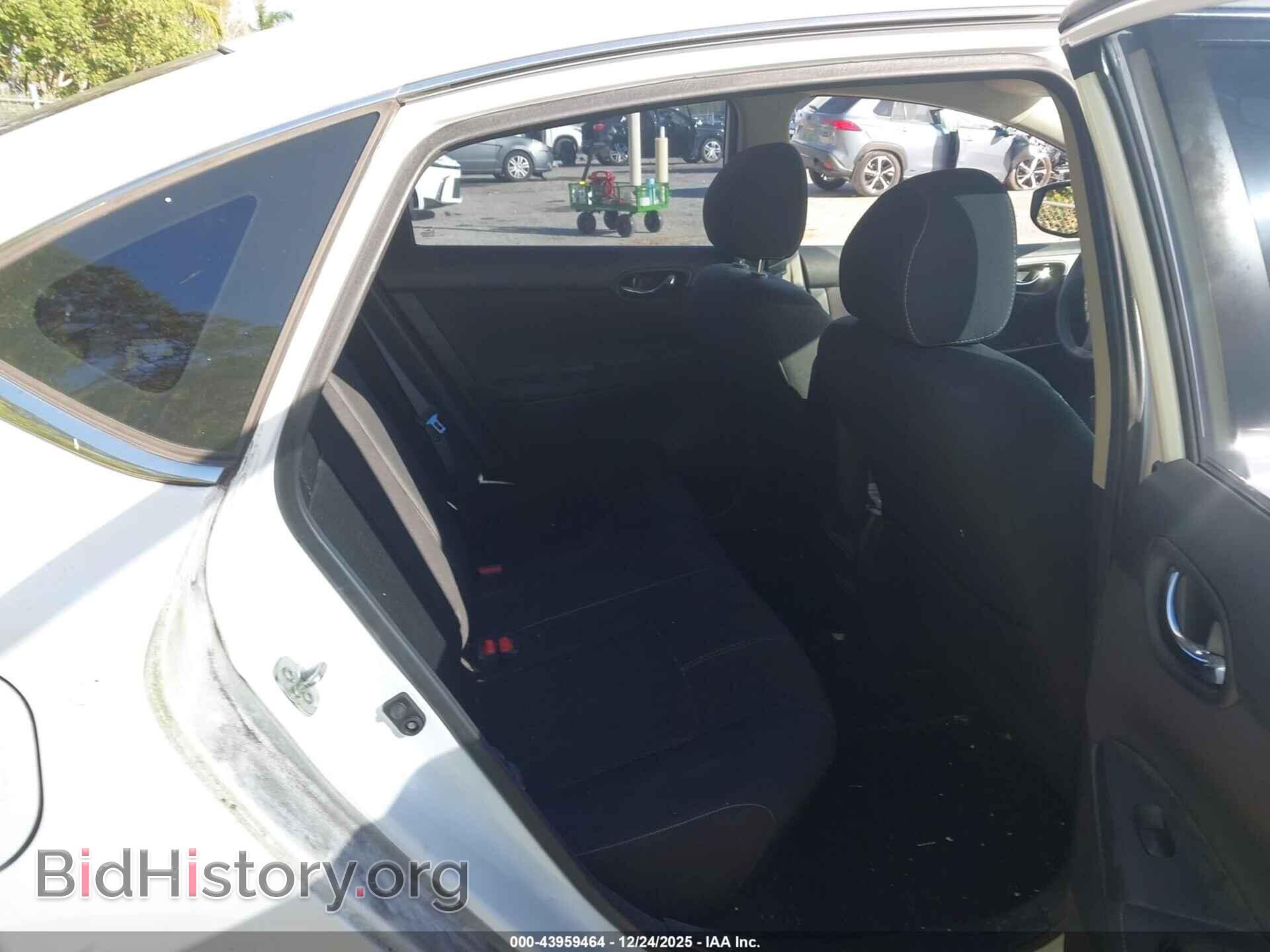 2017 NISSAN SENTRA - VIN: 3N1AB7AP1HY348591 - Фото 8