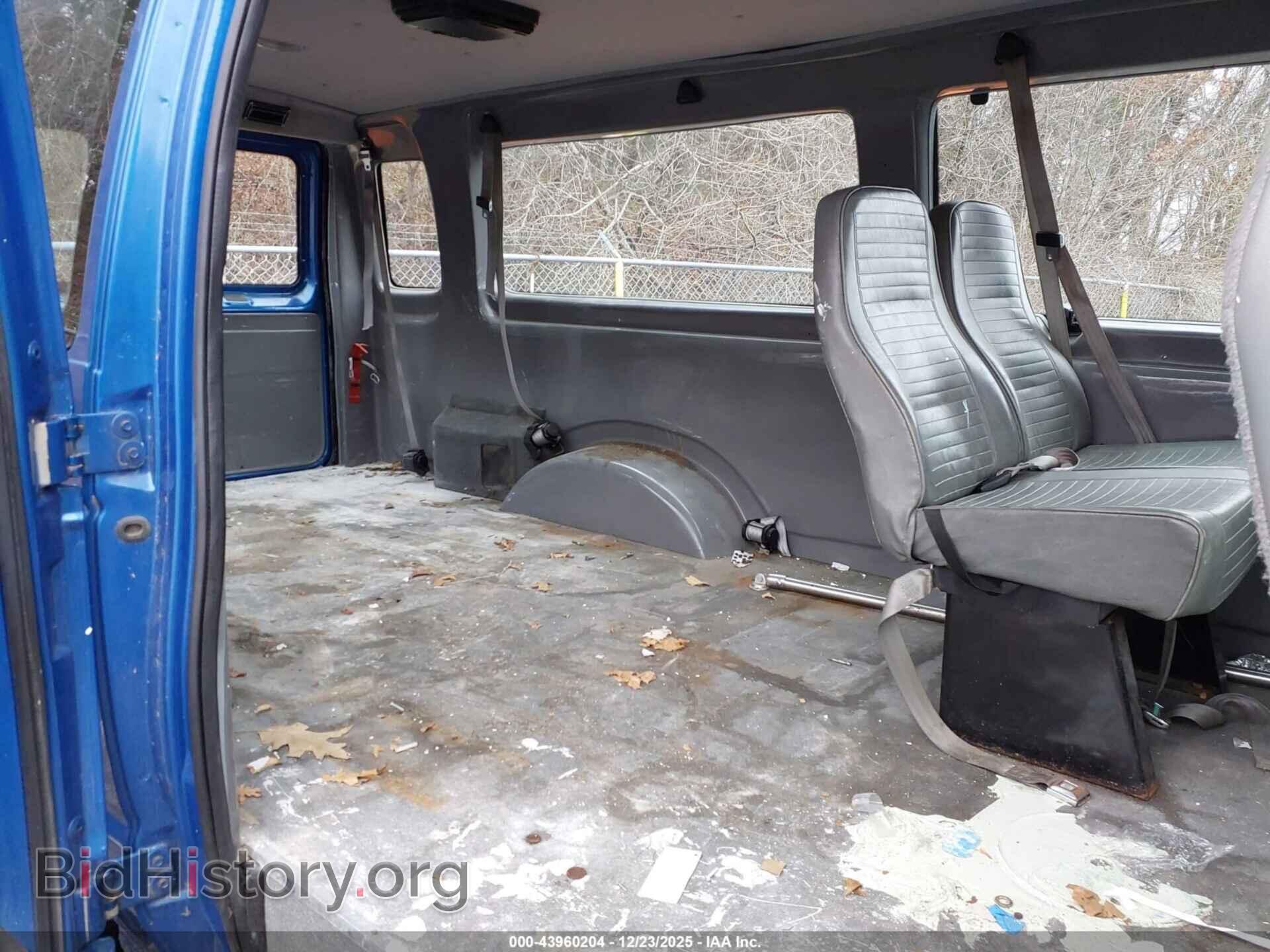 2007 FORD E-250 - VIN: 1FTNS24W27DB24638 - Фото 8