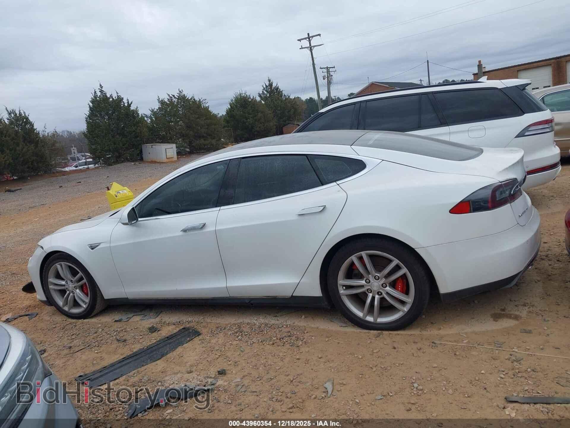 2013 TESLA MODEL S - VIN: 5YJSA1DP0DFP21946 - Photo 14