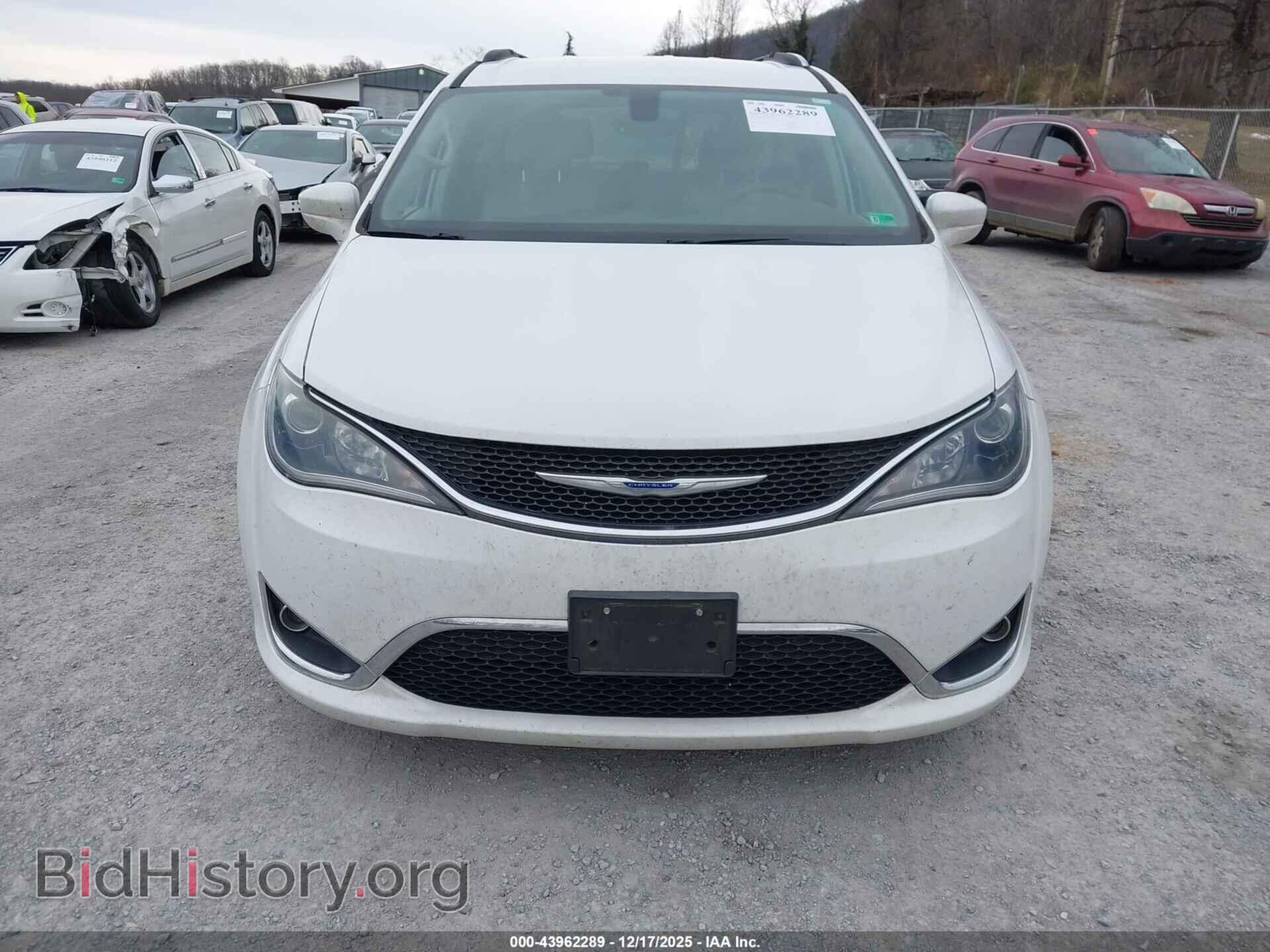 2019 CHRYSLER PACIFICA - VIN: 2C4RC1BG2KR548024 - Фото 13