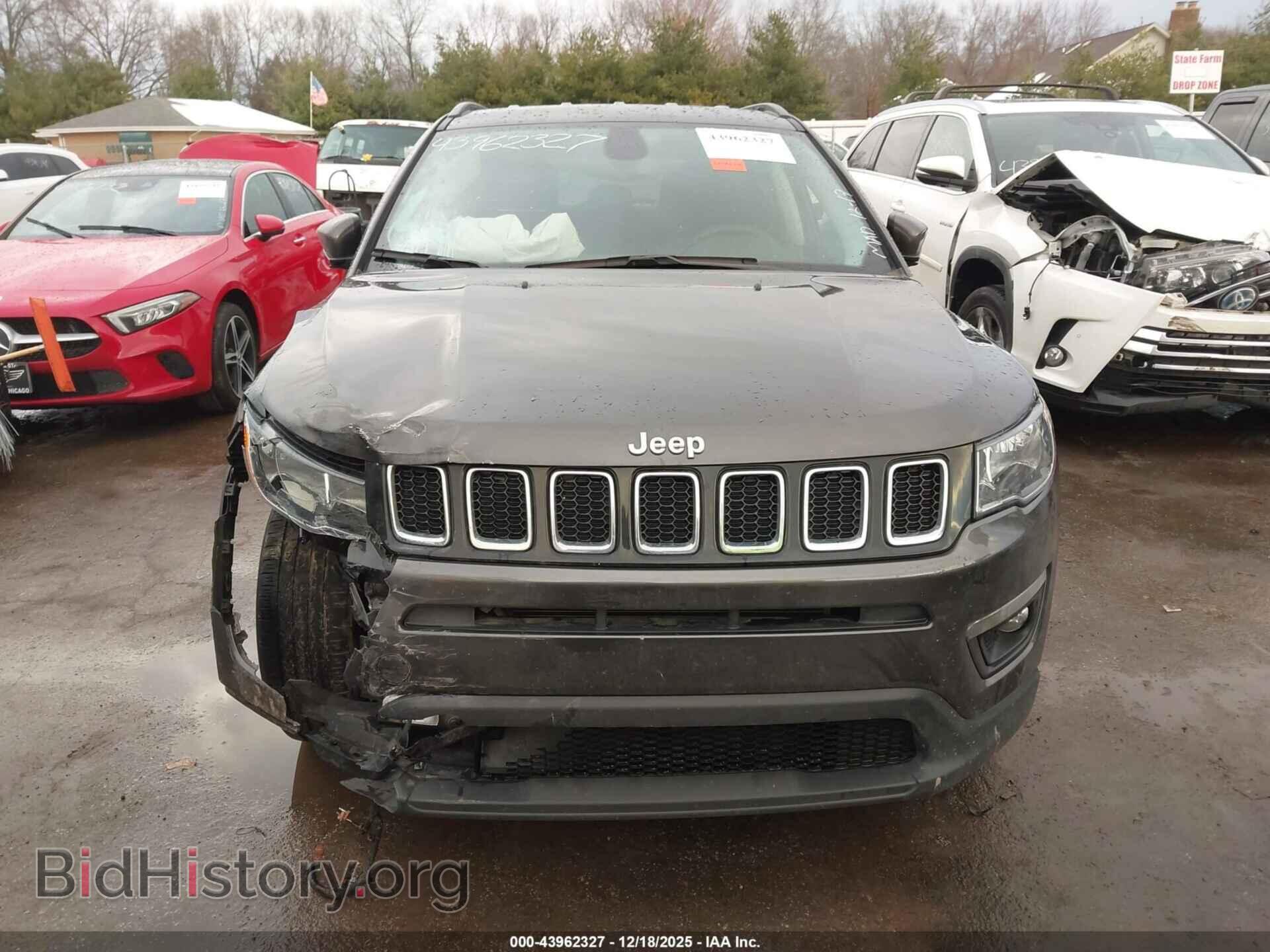 2019 JEEP COMPASS - VIN: 3C4NJCBB7KT852063 - Фото 13