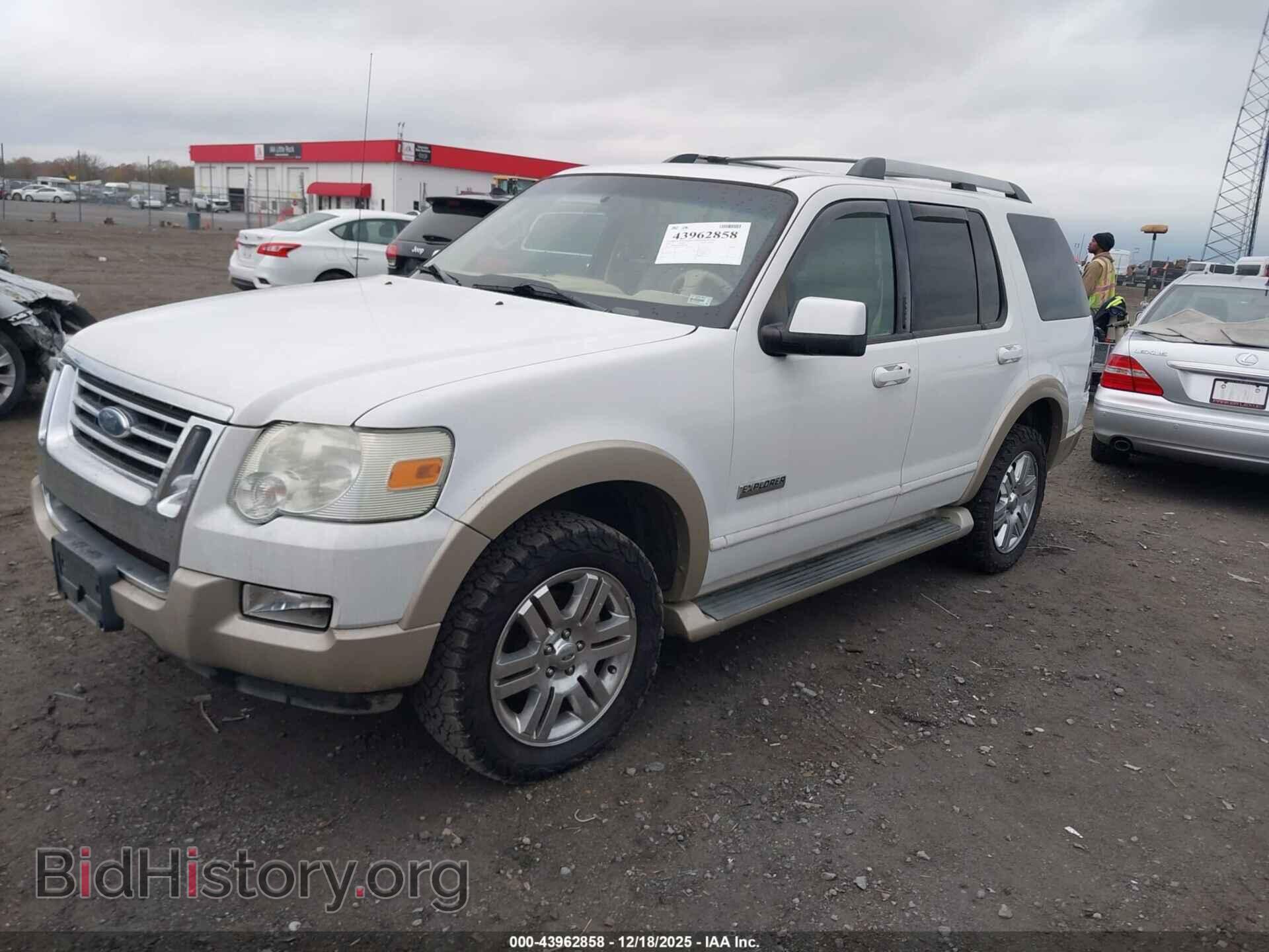 2006 FORD EXPLORER - VIN: 1FMEU648X6UA04986 - Фото 2