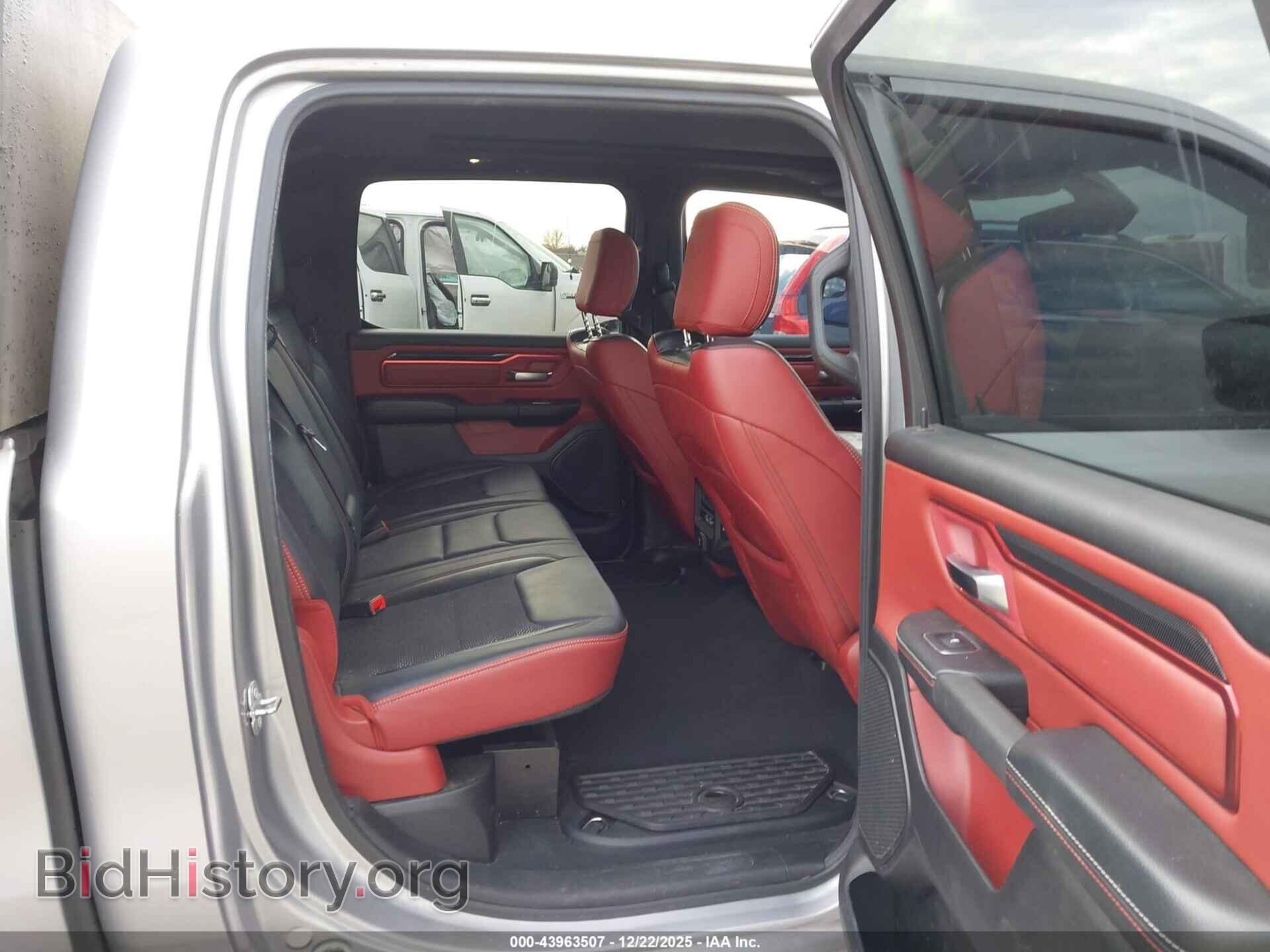 2019 RAM 1500 - VIN: 1C6SRFLT7KN719783 - Фото 8