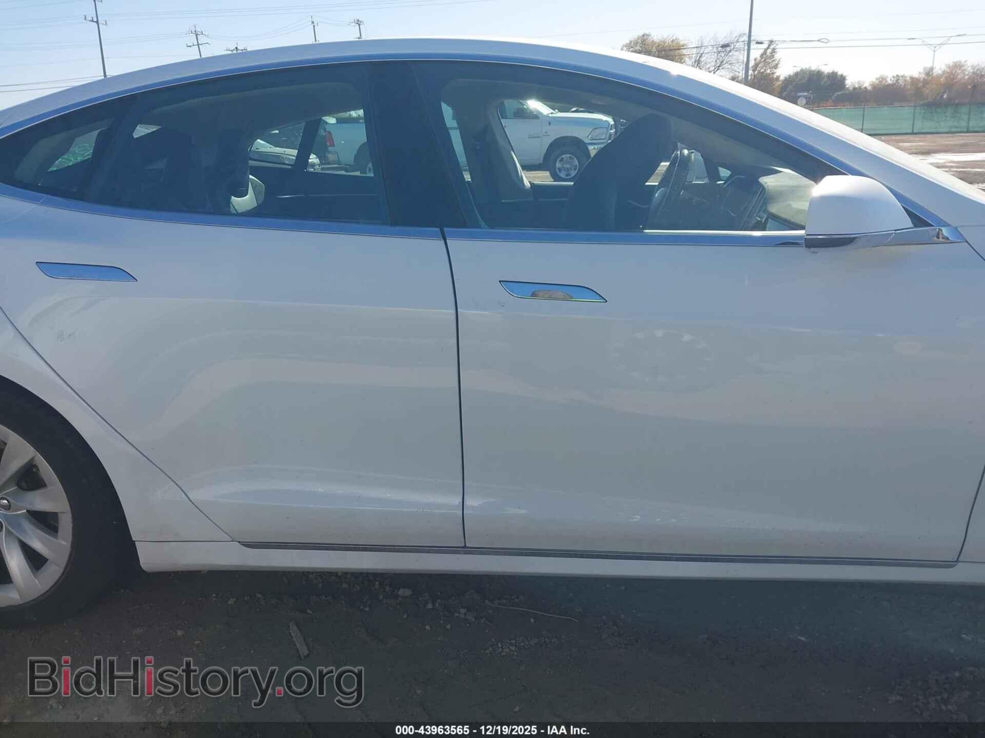 2016 TESLA MODEL S - VIN: 5YJSA1E24GF150856 - Photo 13