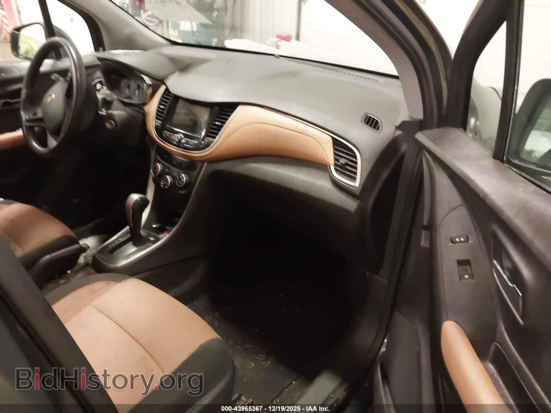 2018 CHEVROLET TRAX - VIN: 3GNCJLSB0JL330744 - Фото 5