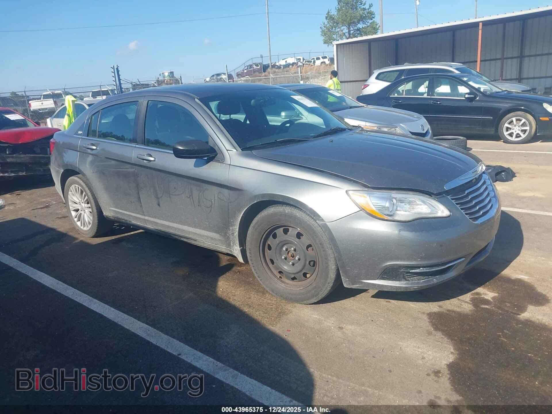 Фотография 1C3CCBBB6DN584593 - CHRYSLER 200 2013