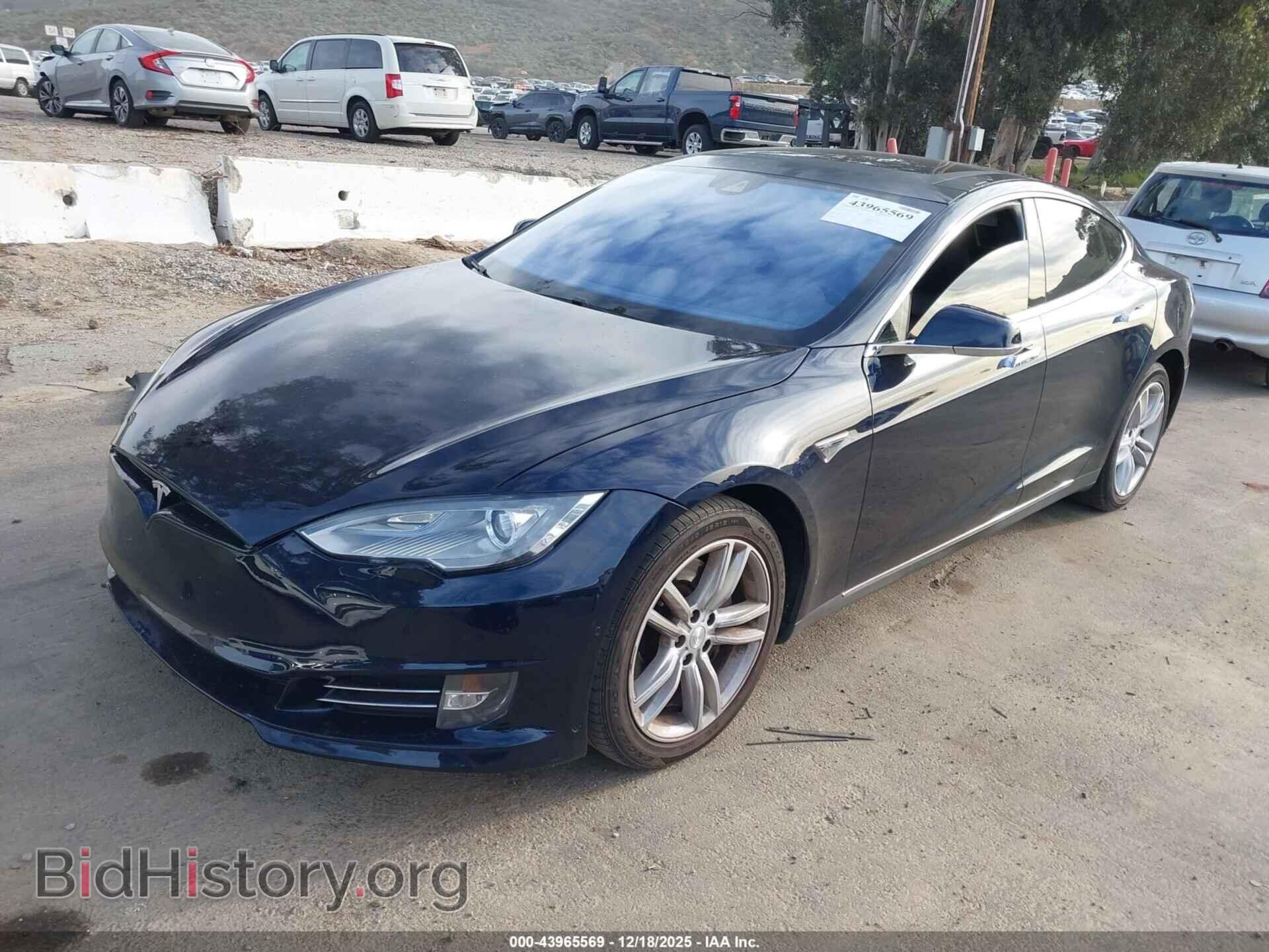 2014 TESLA MODEL S - VIN: 5YJSA1H16EFP56370 - Фото 2