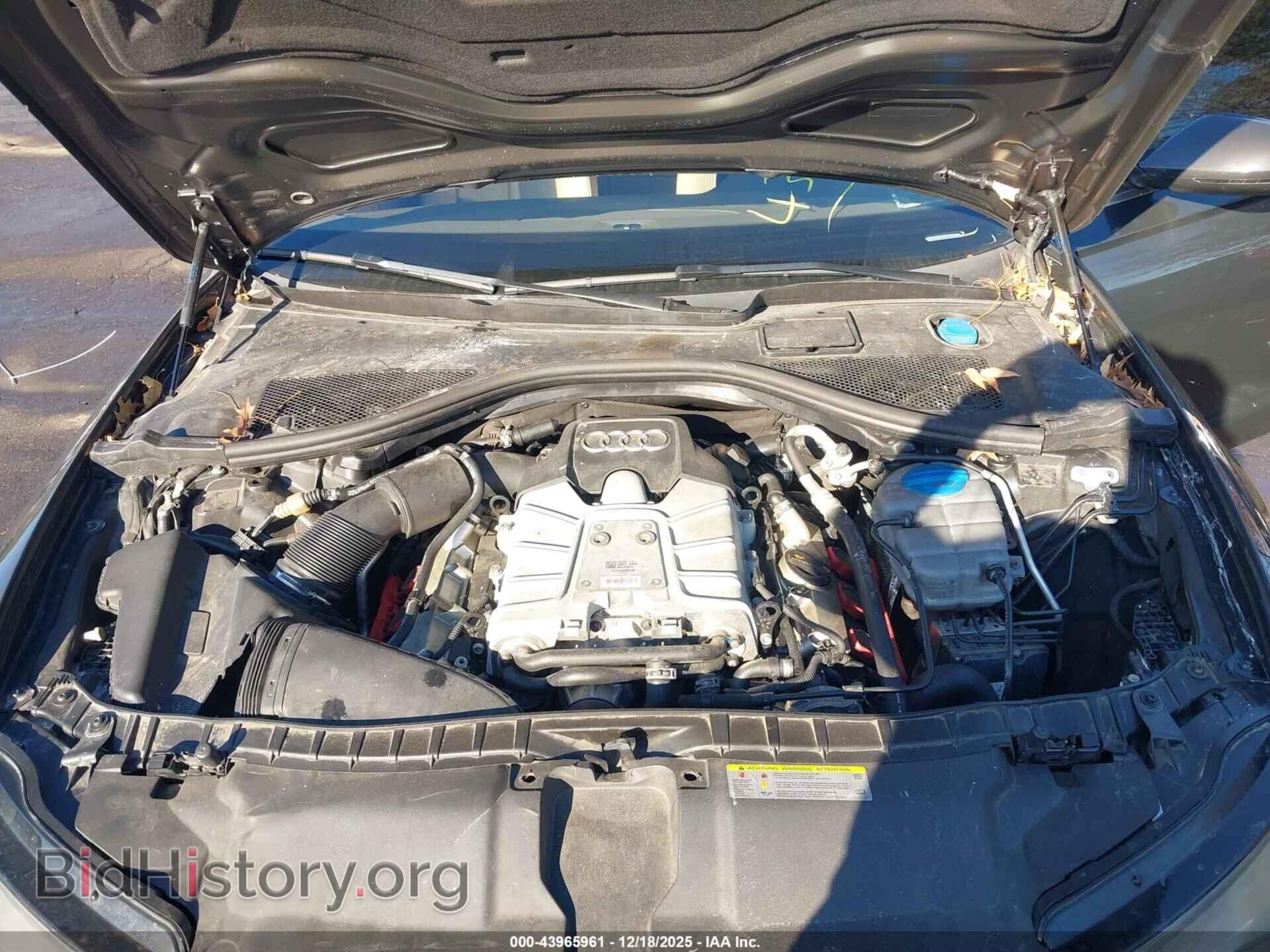 2012 AUDI A6 - VIN: WAUGGAFC5CN075833 - Фото 10