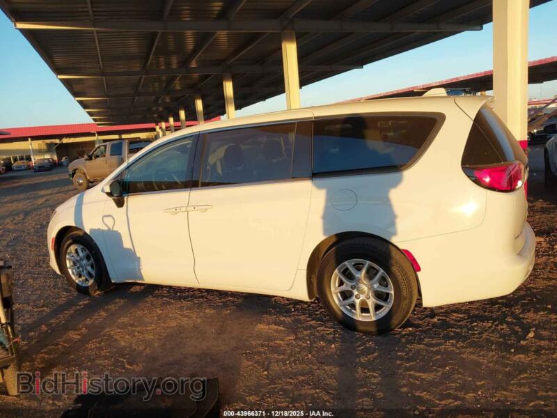 2017 Chrysler PACIFICA (VIN 2C4RC1DG7HR833548) — photo 14 of 16