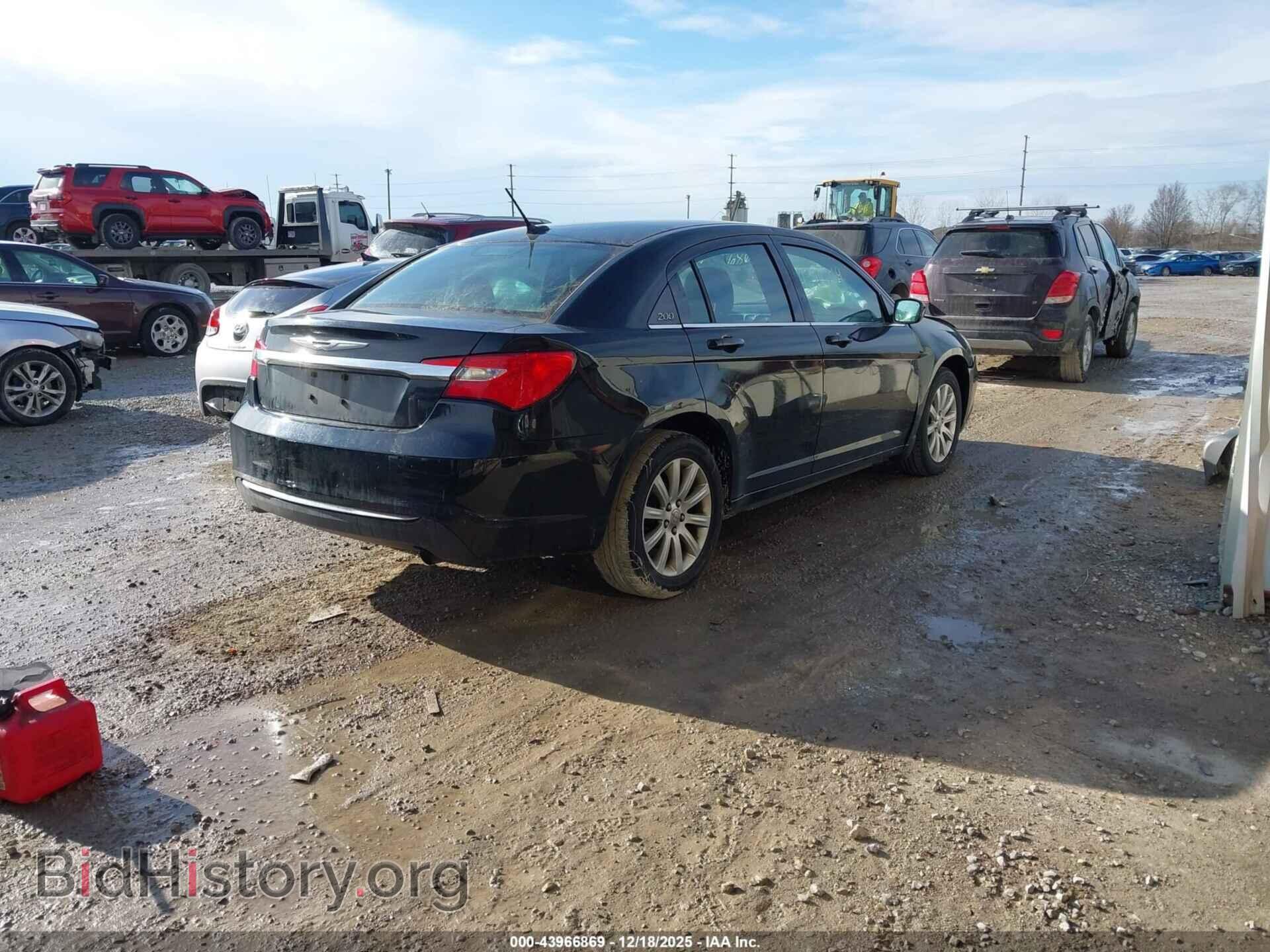 2013 CHRYSLER 200 - VIN: 1C3CCBBB0DN727991 - Фото 4