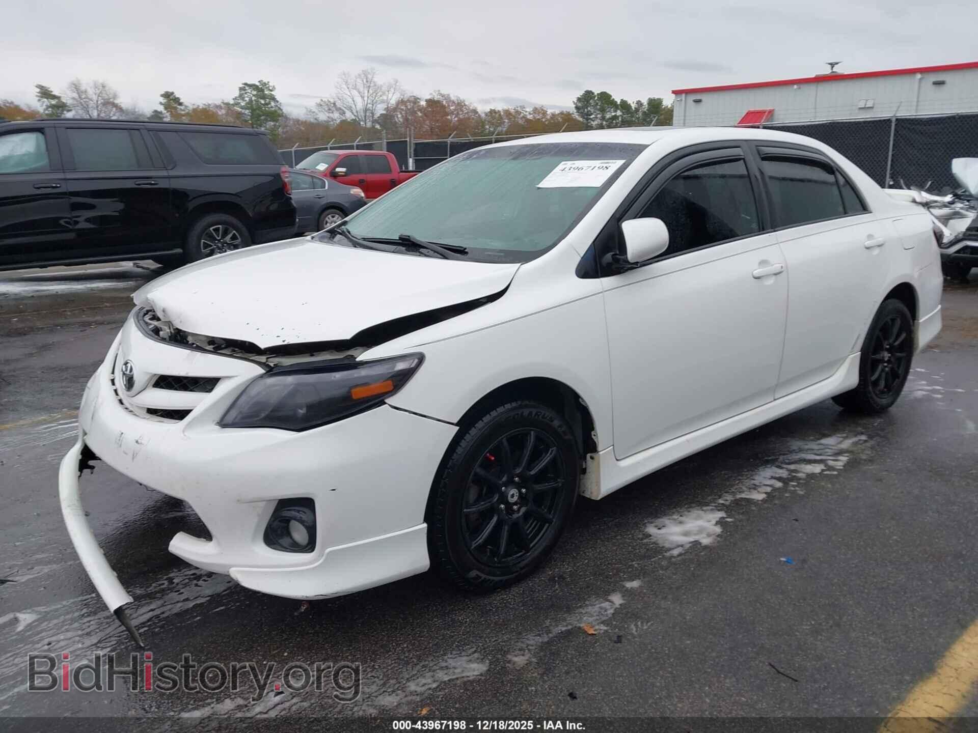 2011 TOYOTA COROLLA - VIN: 2T1BU4EE3BC690702 - Фото 2