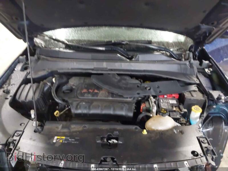 2020 Jeep COMPASS (VIN 3C4NJDBB4LT104653) — photo 10 of 16