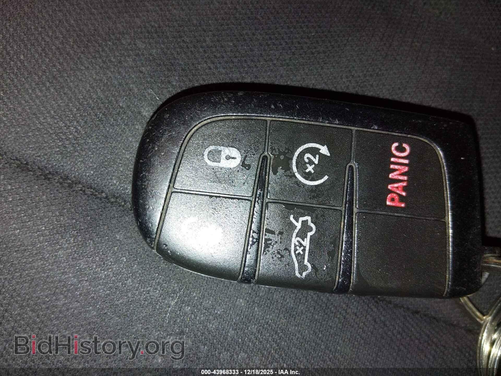 2015 CHRYSLER 200 - VIN: 1C3CCCAB1FN608325 - Фото 11
