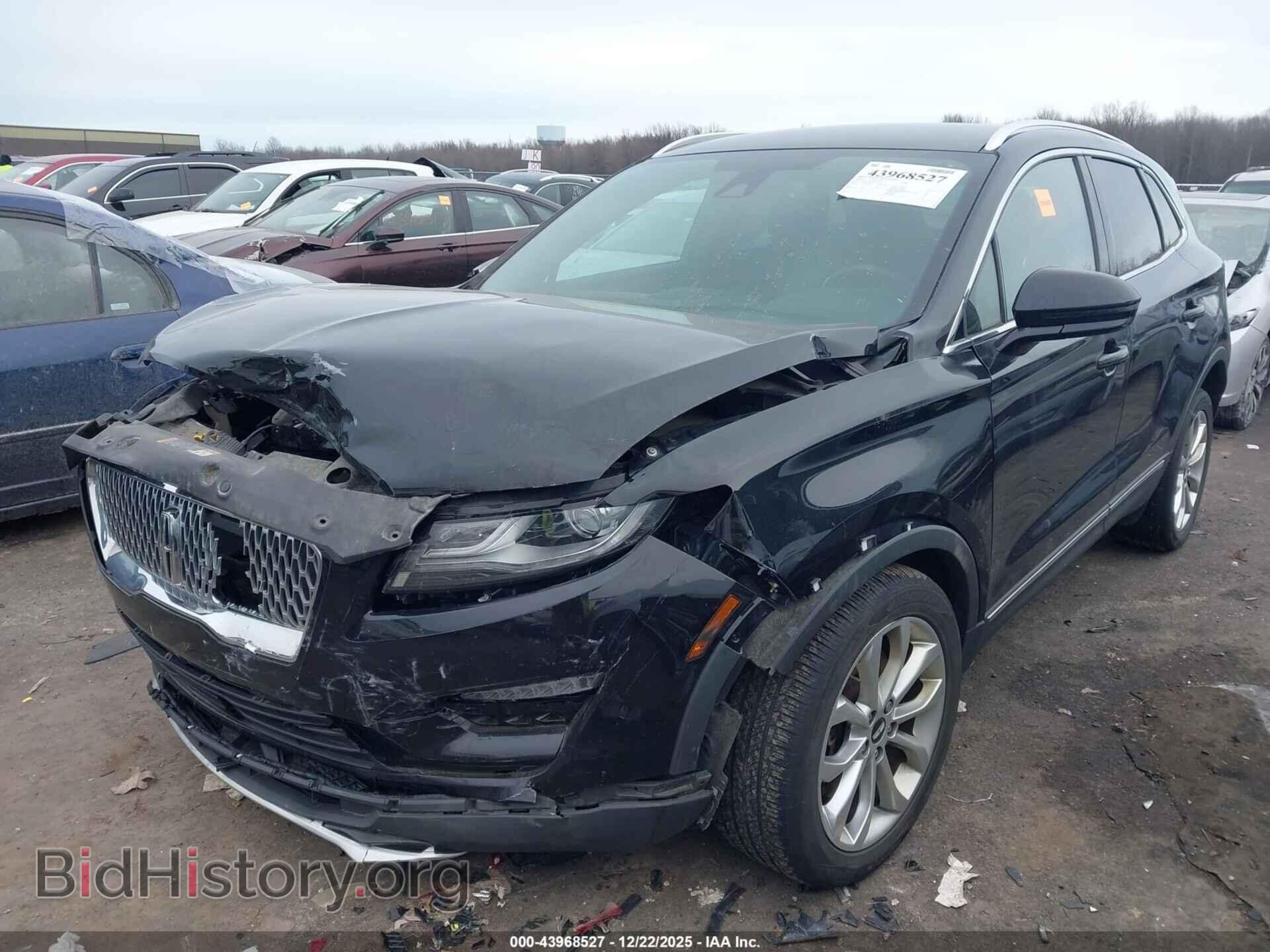 2019 LINCOLN MKC - VIN: 5LMCJ2D96KUL37596 - Фото 2