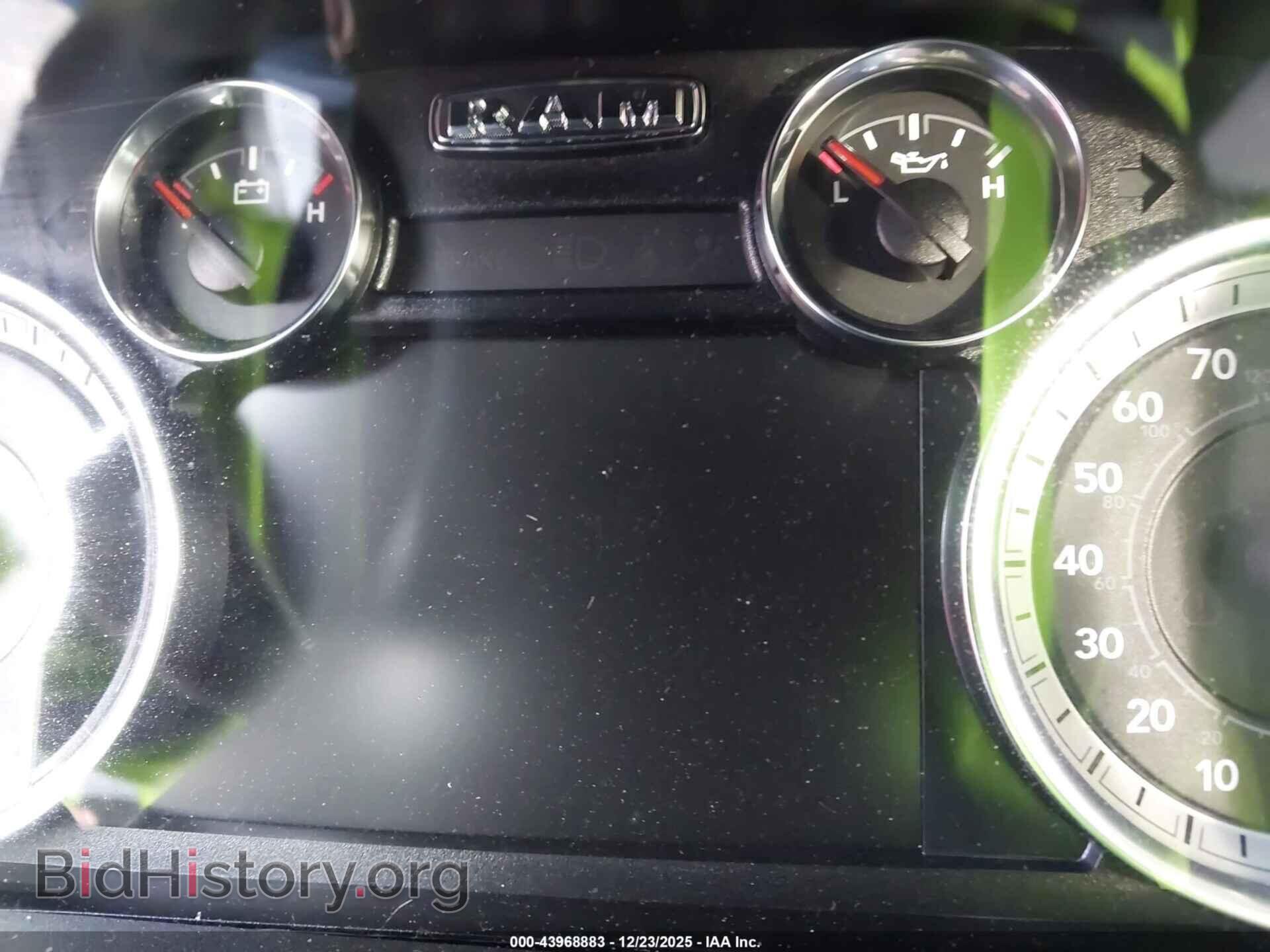 2018 RAM 1500 - VIN: 1C6RR7LTXJS352155 - Фото 7