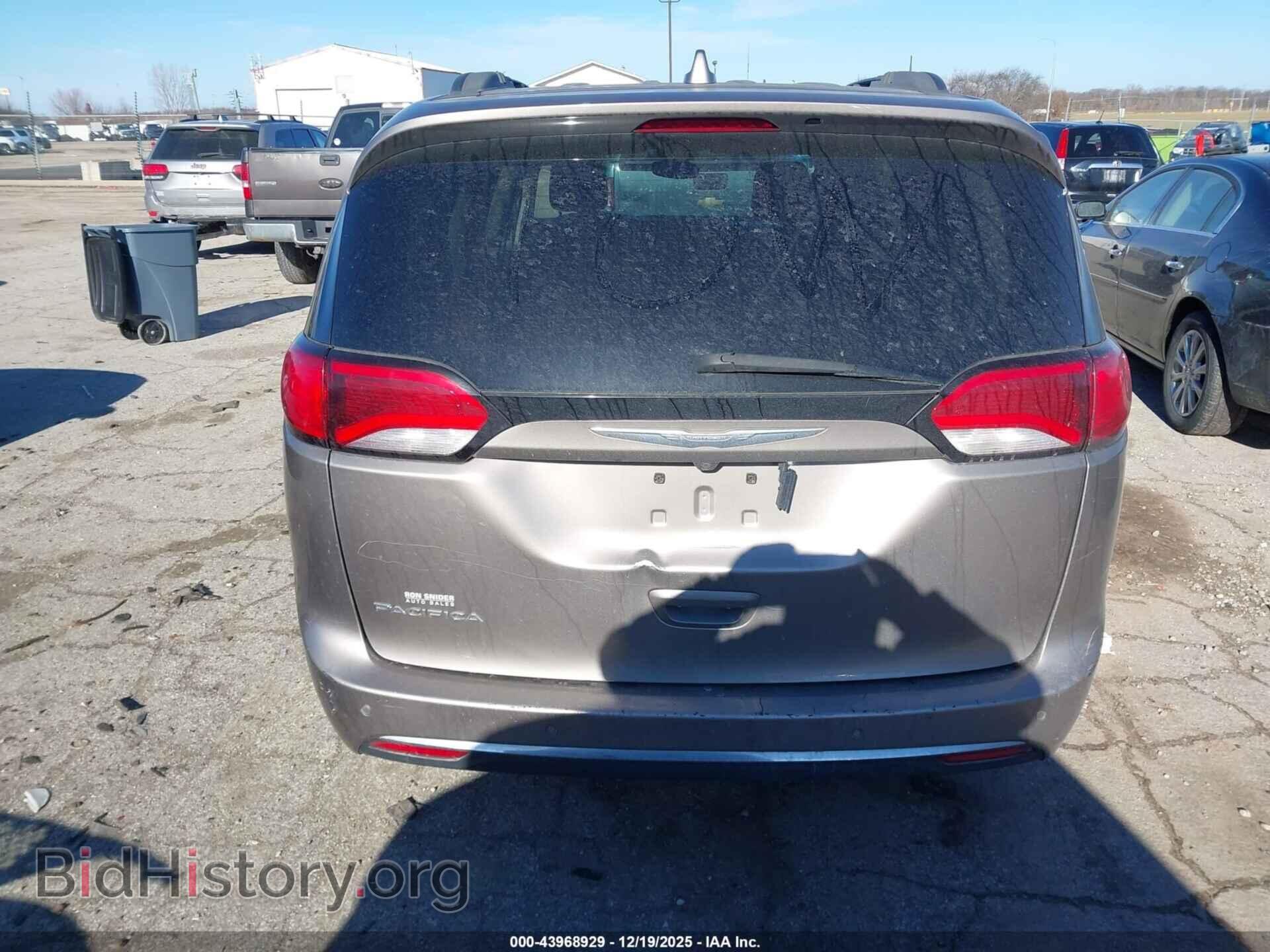 2017 CHRYSLER PACIFICA - VIN: 2C4RC1BG7HR551722 - Фото 17