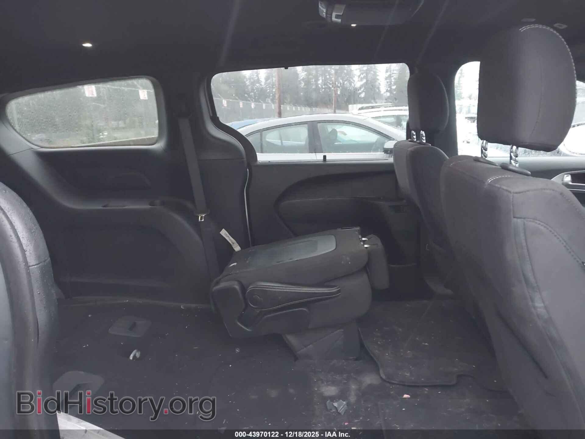 2018 CHRYSLER PACIFICA - VIN: 2C4RC1FG4JR229278 - Фото 8