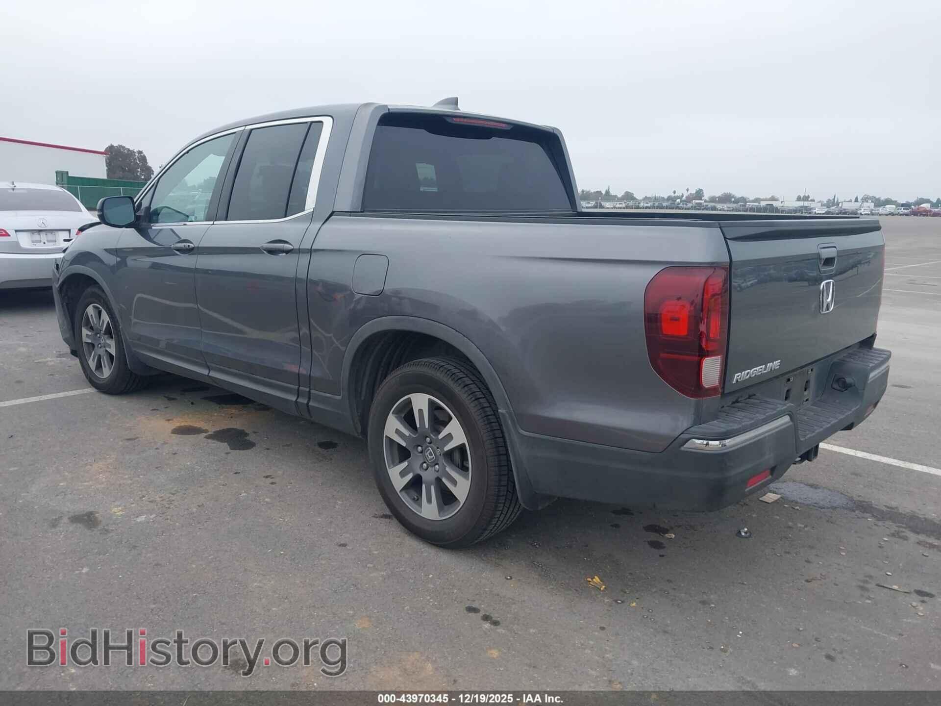 2018 HONDA RIDGELINE - VIN: 5FPYK2F62JB002153 - Фото 3