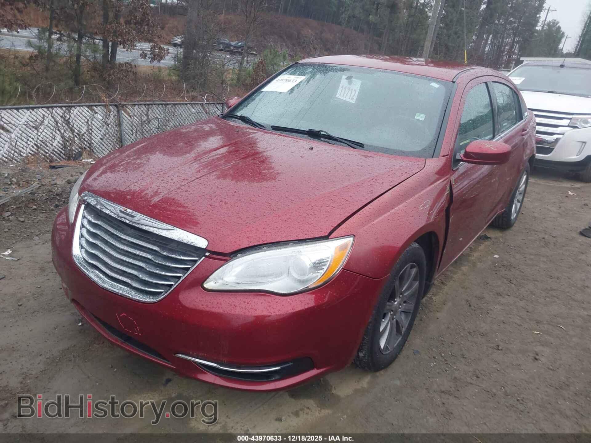 2013 CHRYSLER 200 - VIN: 1C3CCBBB7DN539310 - Фото 2