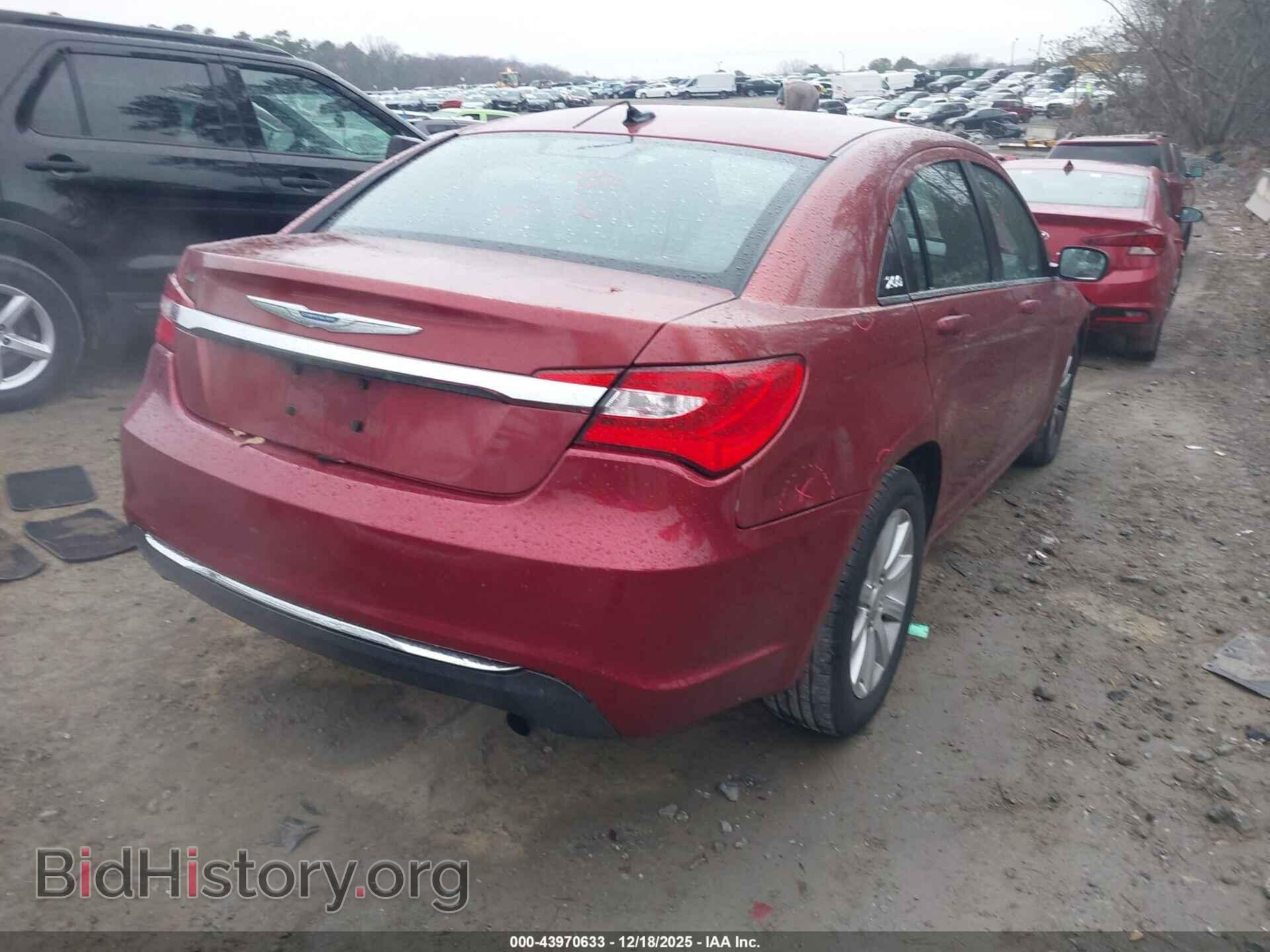 2013 CHRYSLER 200 - VIN: 1C3CCBBB7DN539310 - Фото 4