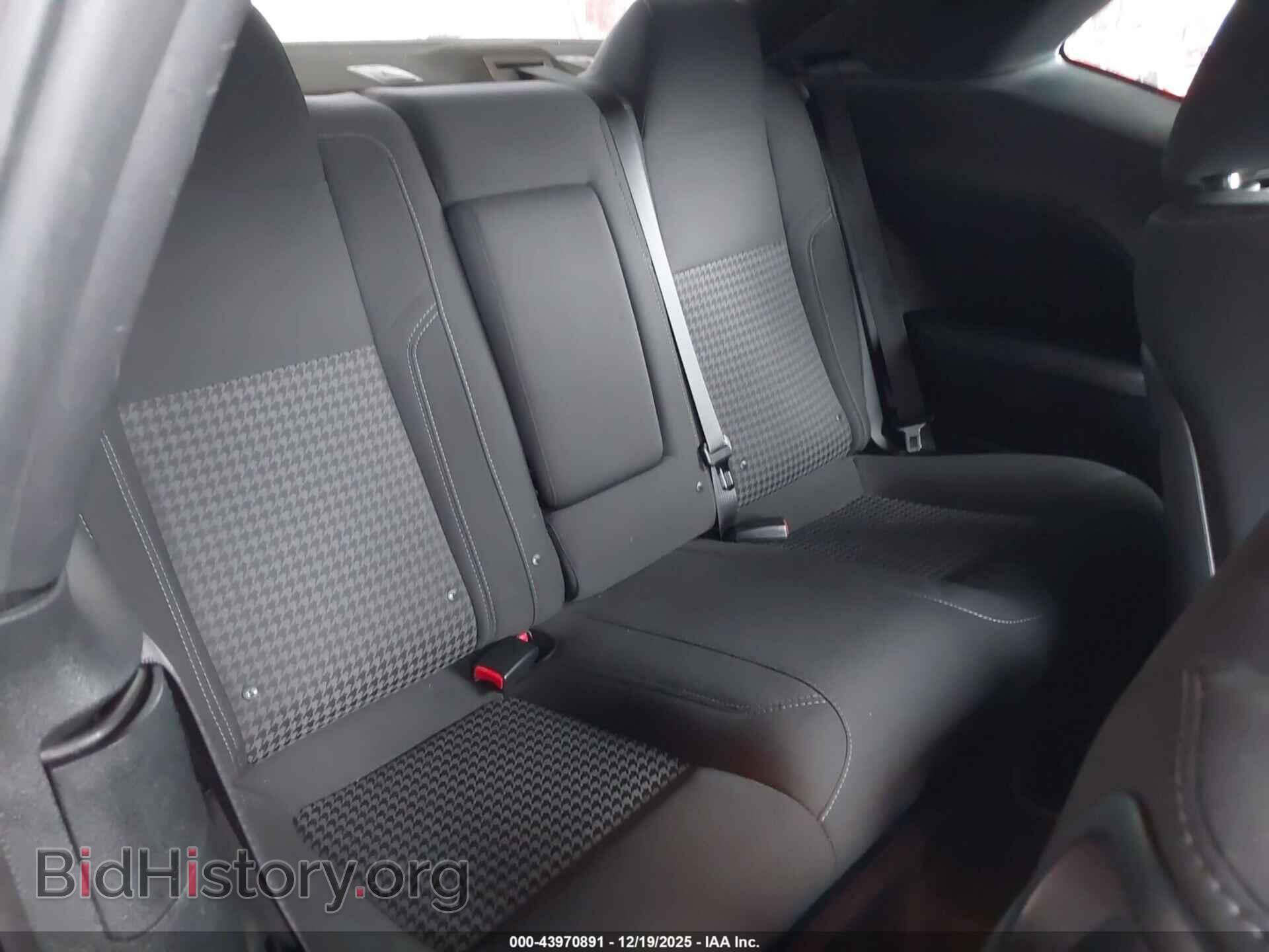 2017 DODGE CHALLENGER - VIN: 2C3CDZAG4HH633596 - Photo 8