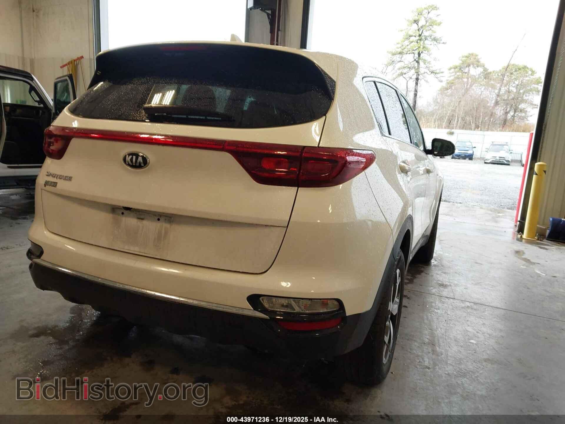 2021 KIA SPORTAGE - VIN: KNDPMCAC4M7909739 - Фото 4