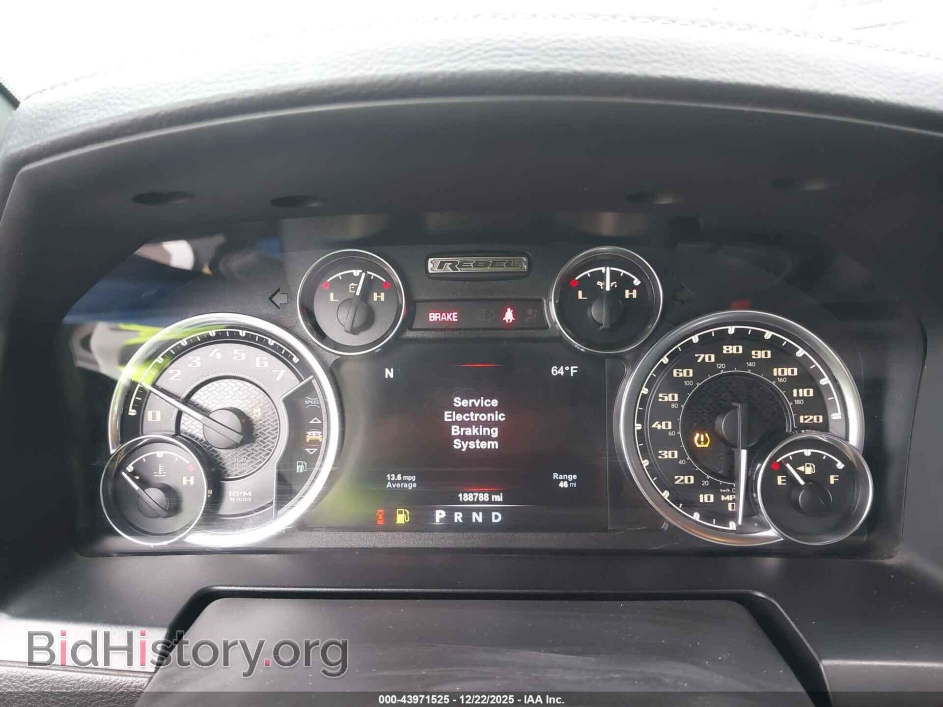2018 RAM 1500 - VIN: 1C6RR7YT2JS203487 - Фото 7