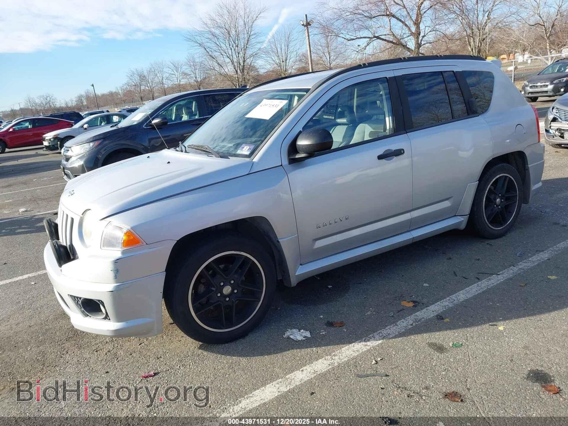 2007 JEEP COMPASS - VIN: 1J8FF47W57D418205 - Фото 2