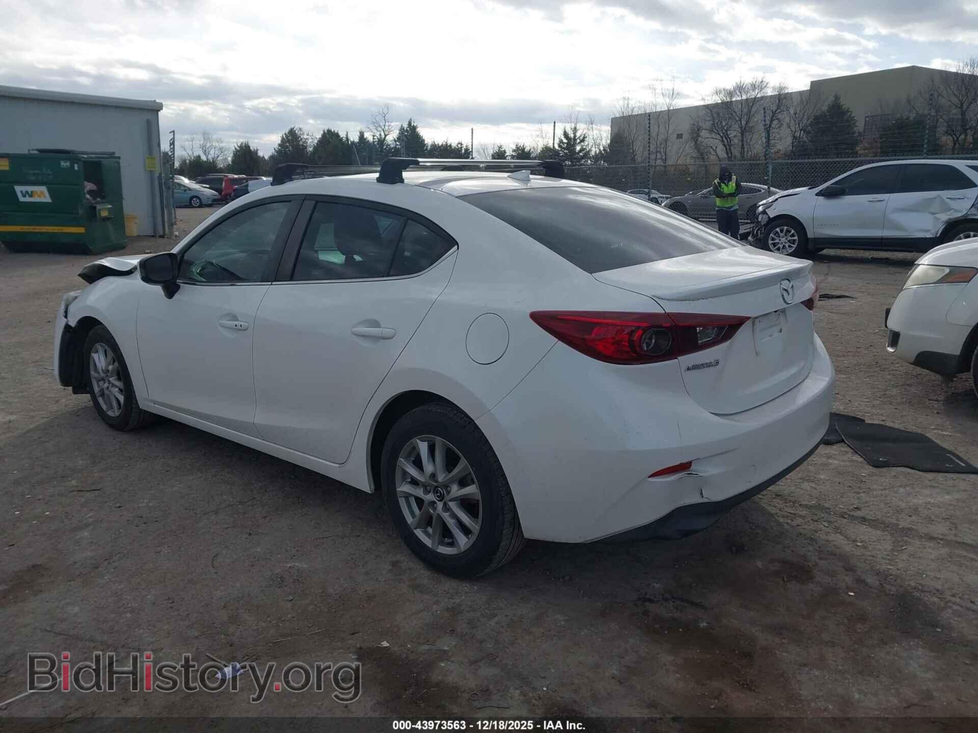 2016 MAZDA MAZDA3 - VIN: 3MZBM1W76GM267770 - Фото 3