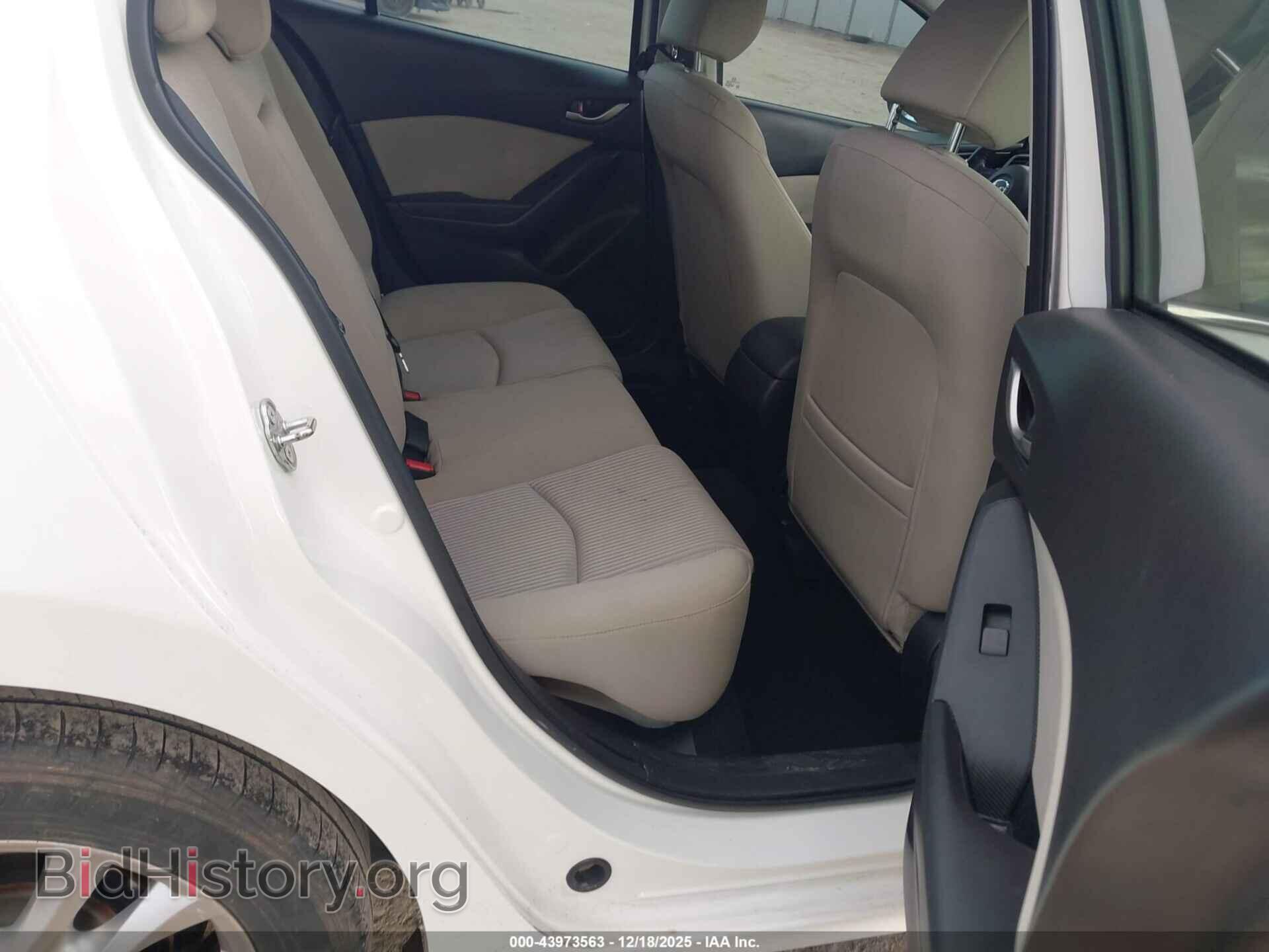 2016 MAZDA MAZDA3 - VIN: 3MZBM1W76GM267770 - Фото 8