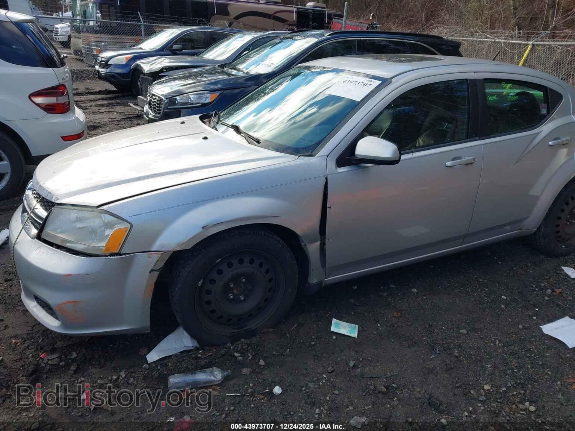2011 DODGE AVENGER - VIN: 1B3BD2FG5BN500305 - Фото 2